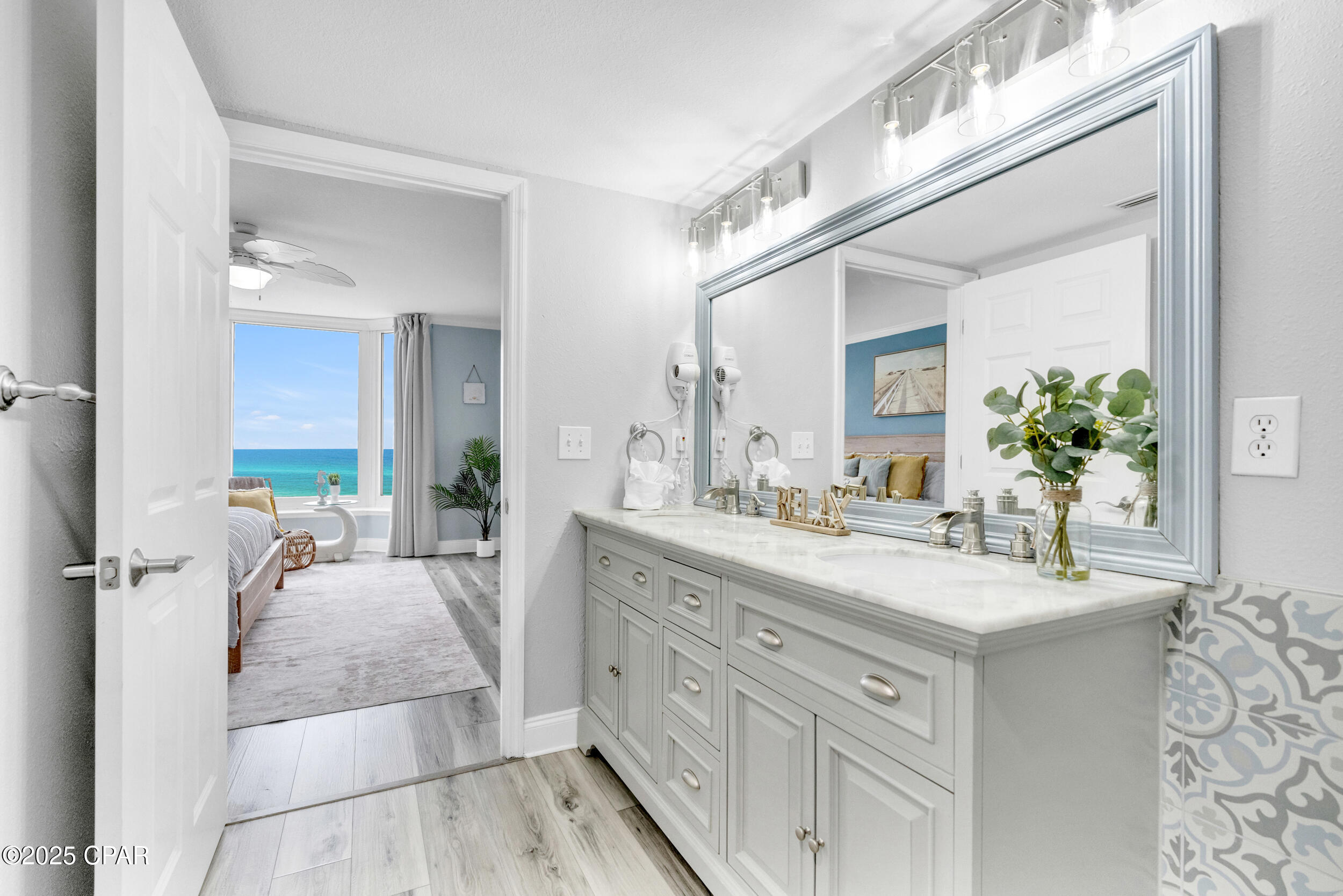 Rlcmcbb2piq Dnq3gw29qrbem4fvqjvkxkj_5oyvoko