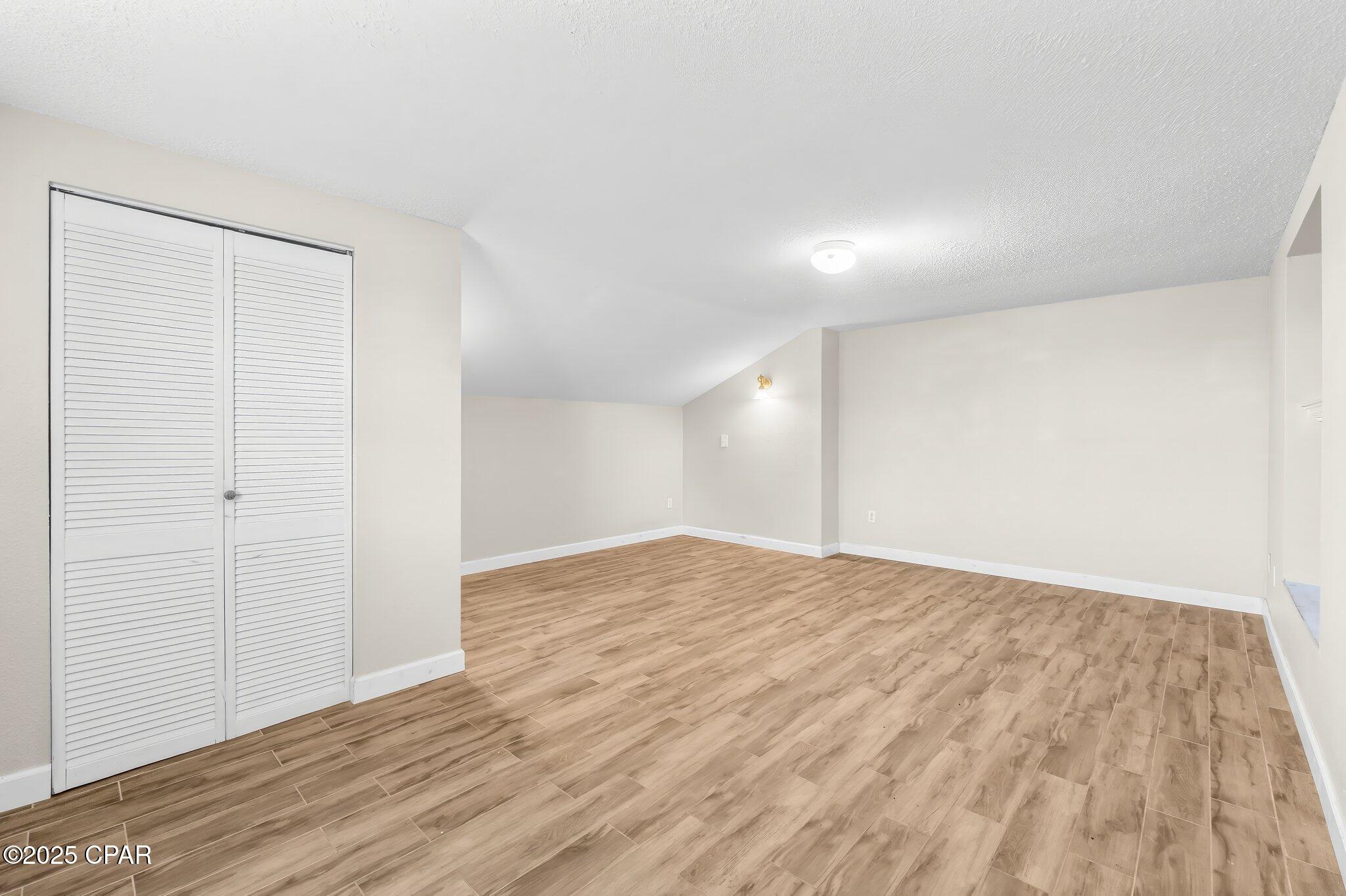 46cwqjthmbxlsfq97cb7m0t Tyxvtub0yx17ju9smui