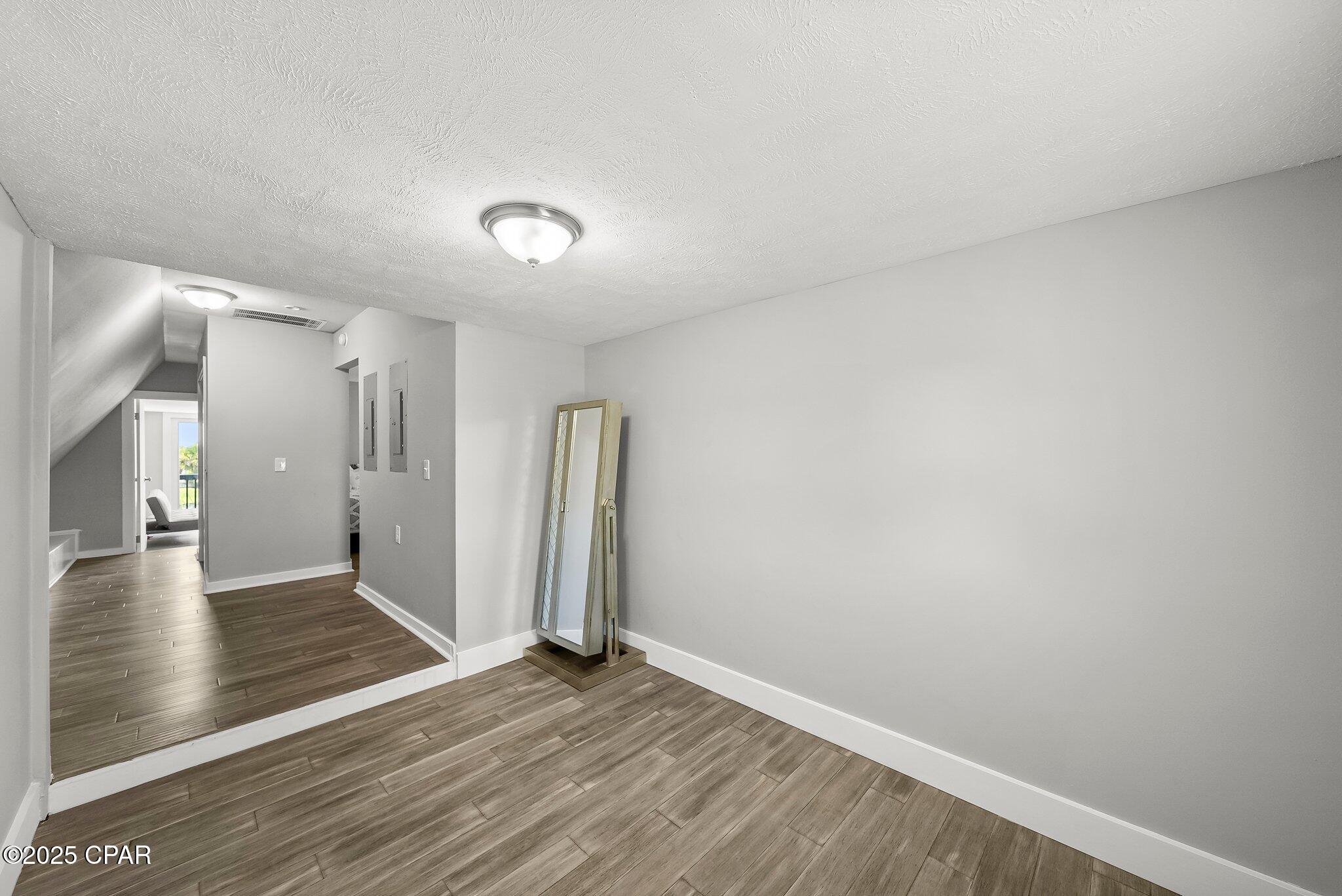 Ykxbbqg6c_r_butasofkhd7b2vtfu7exnuqdb1ihfp4