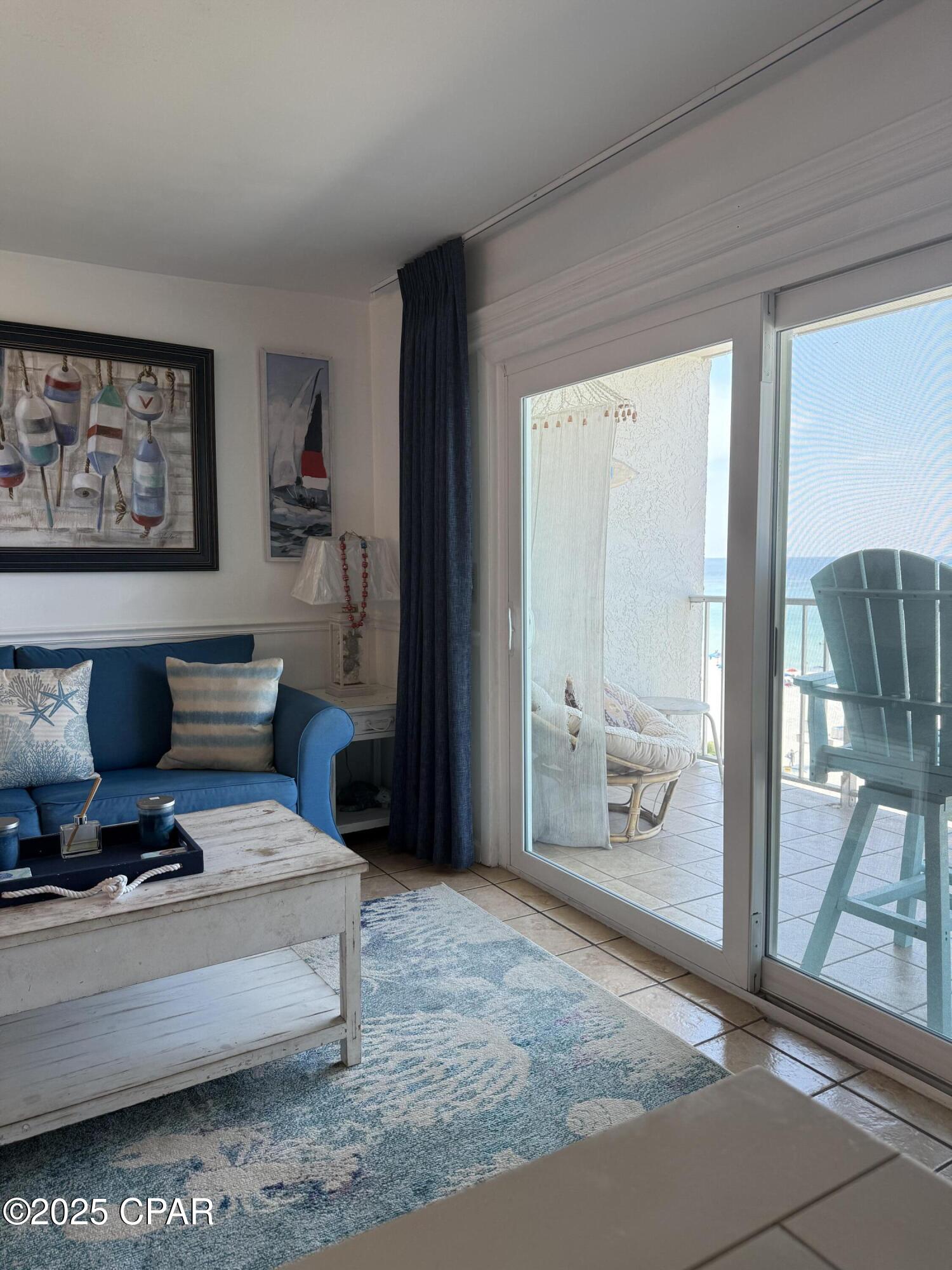 Yy_gi Dbnxjg_x4fvcdrkgibgydlfghi7xsqucmes1i