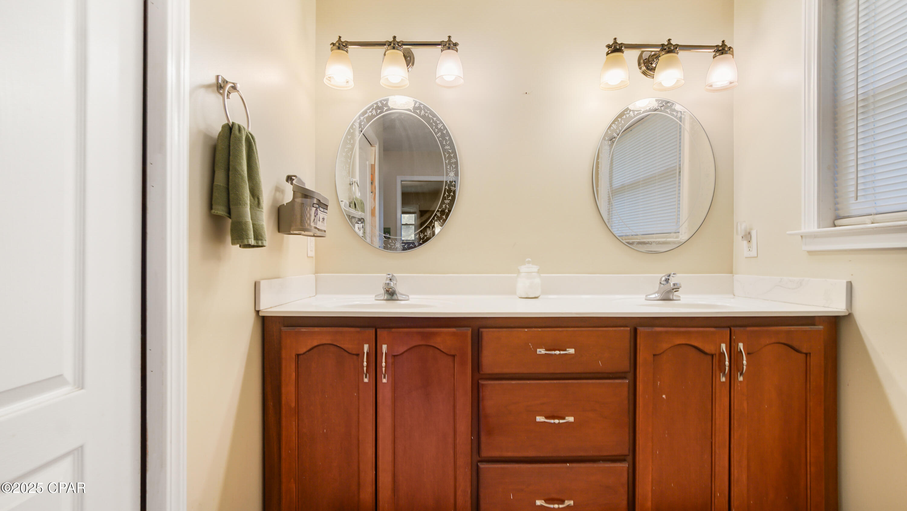 T88py07eev4simxvvjohzyfoftihbjw8iugxxlqsgug