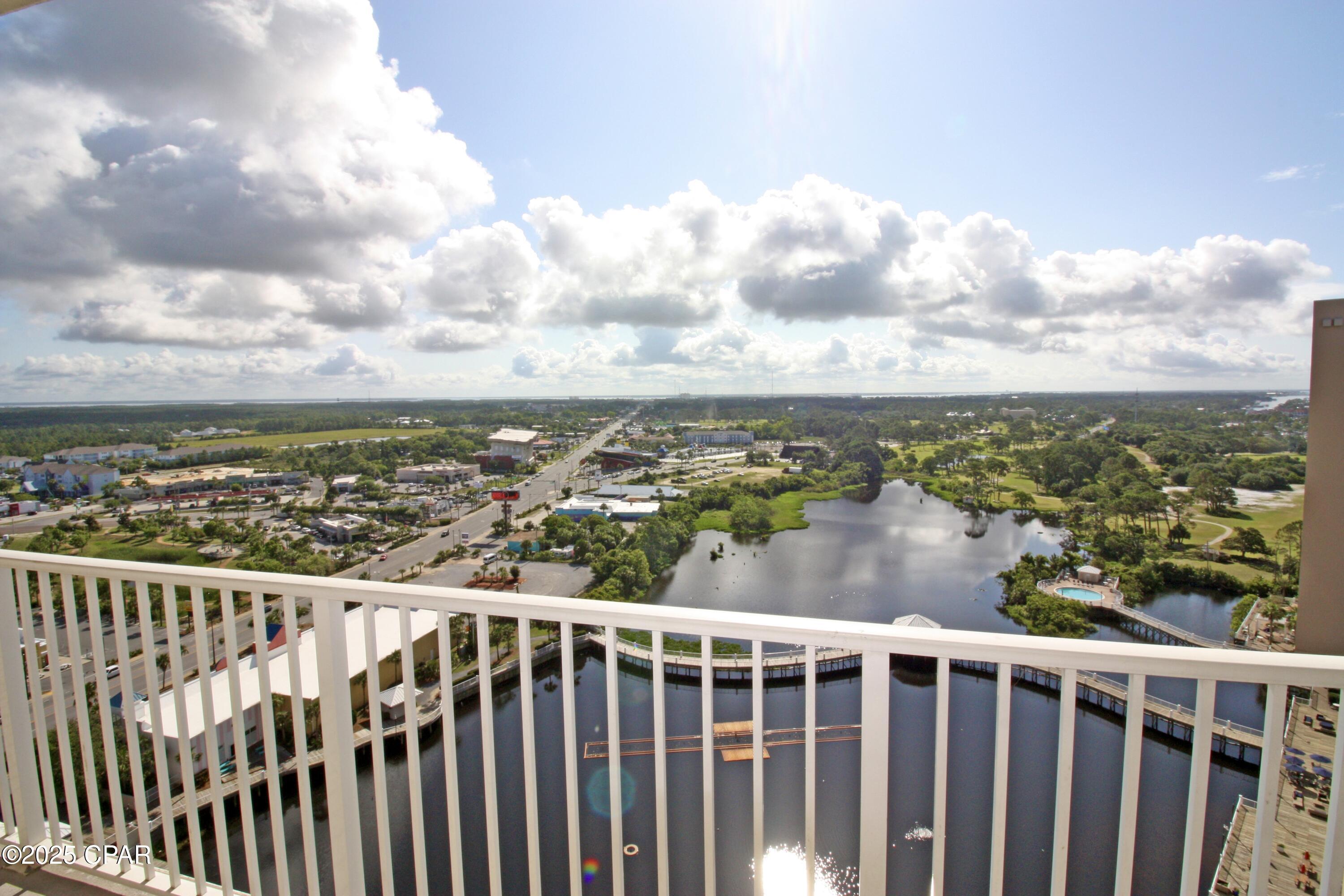 Image 13 For 9902 Thomas Drive 1828