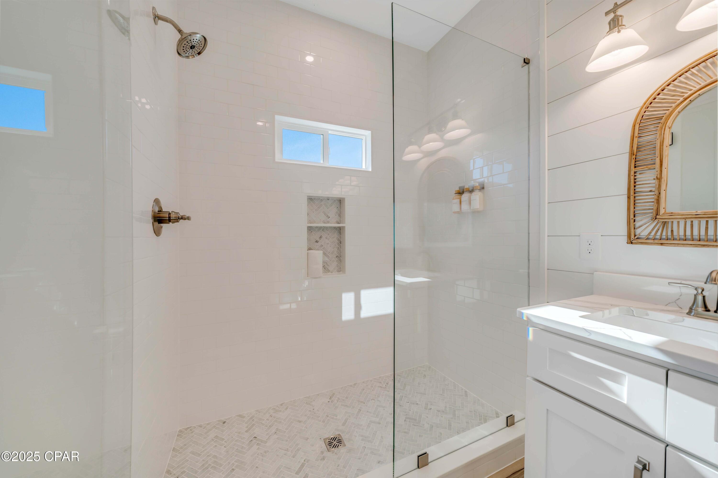 Vyfkz_pknugi0nqexfqrtvctrzblresdrn892xhgjhg