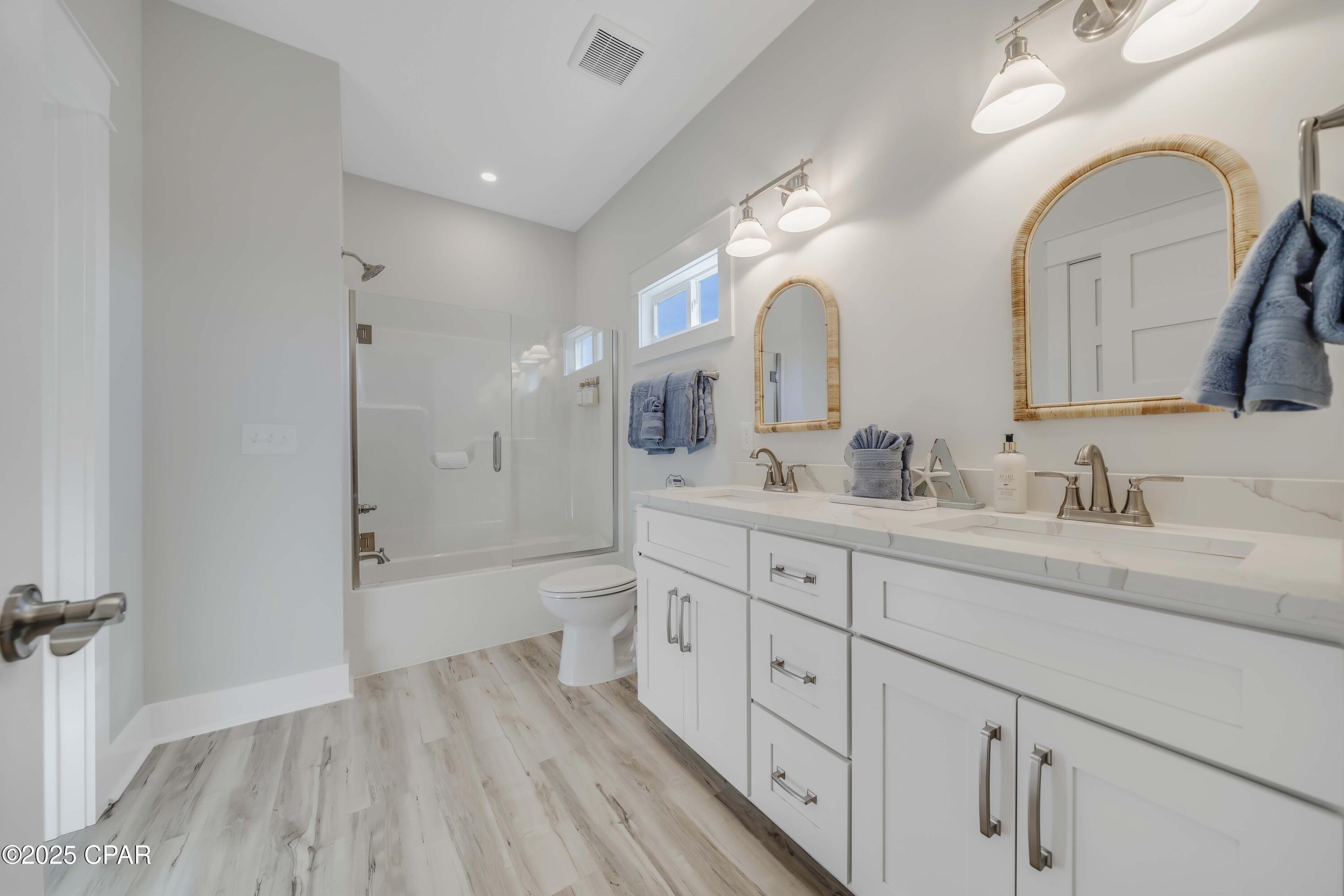 Zess6kqcumjphvxjdxzueudnyyk5qipwh_btt7gygn4