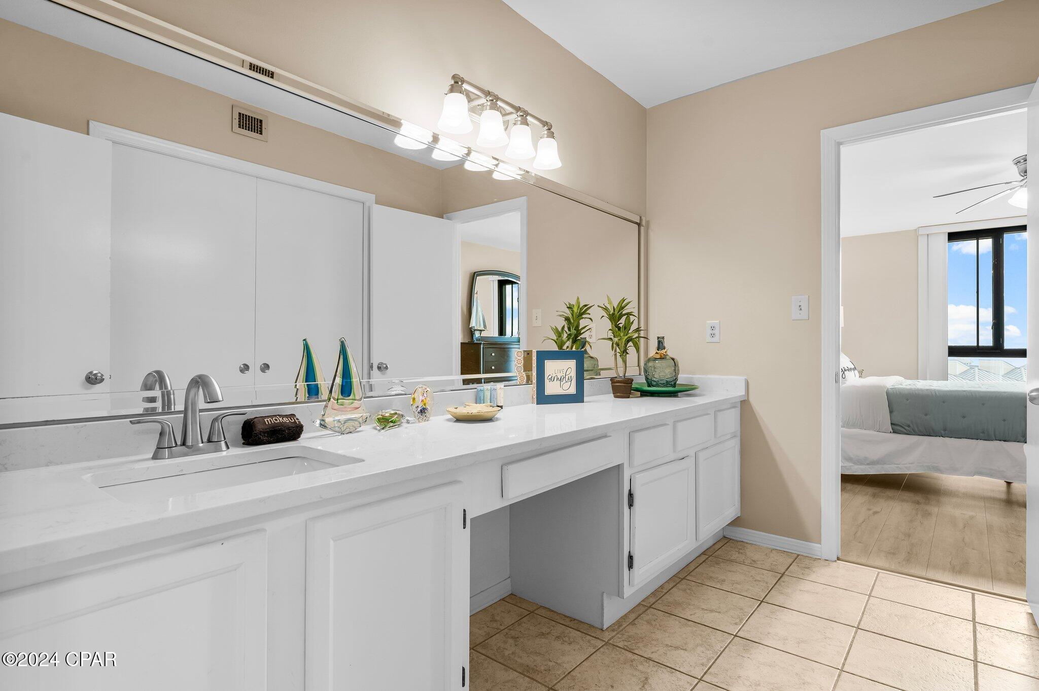 Irkofpgtak9jzk1mq3bbbinf9mycxjkgsseiu_nzf Q