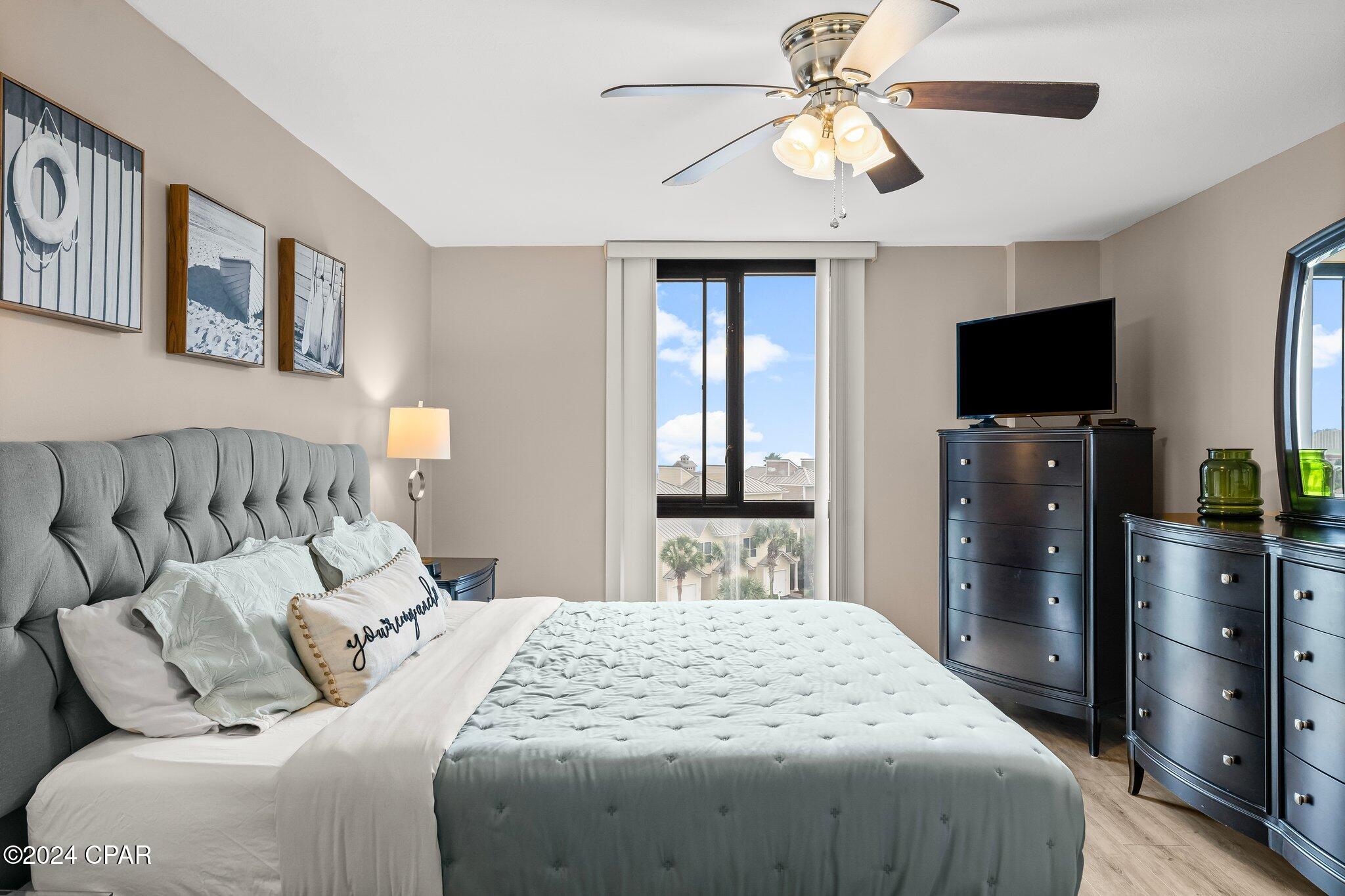 Rjwfume73mcdy0om5za1a_e7nzg5flu63ae5u4smonw