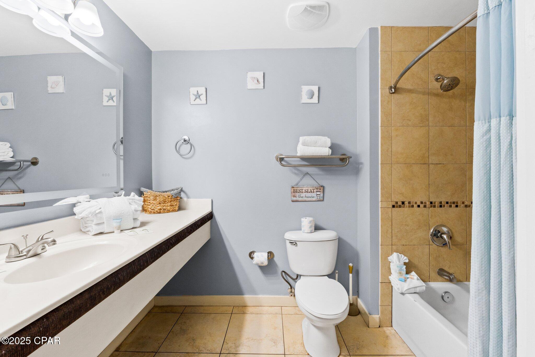 Image 13 For 15100 Front Beach  1309