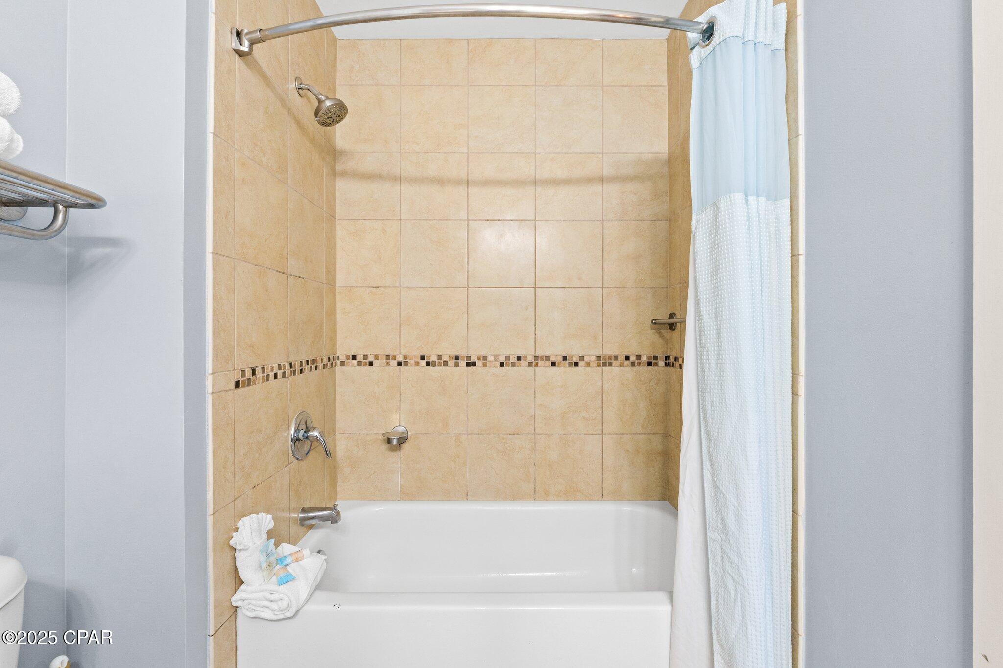 Image 15 For 15100 Front Beach  1309