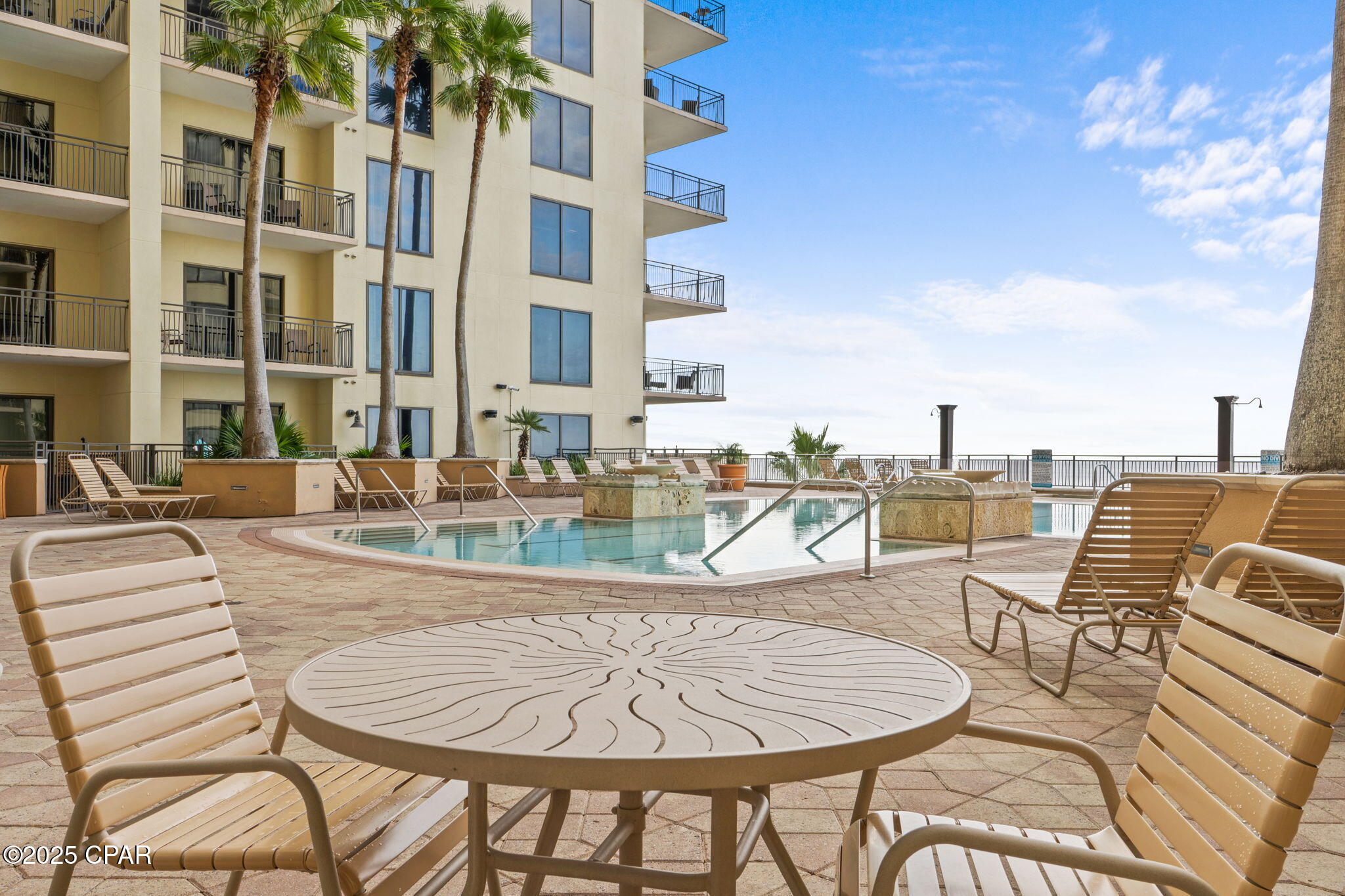 Image 23 For 15100 Front Beach  1309