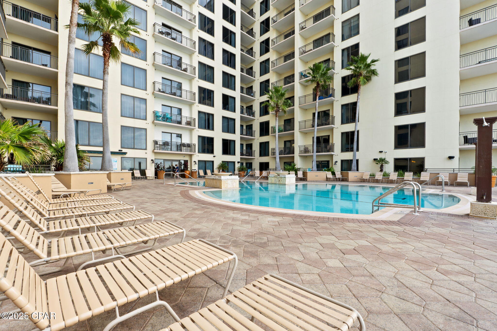 Image 25 For 15100 Front Beach  1309