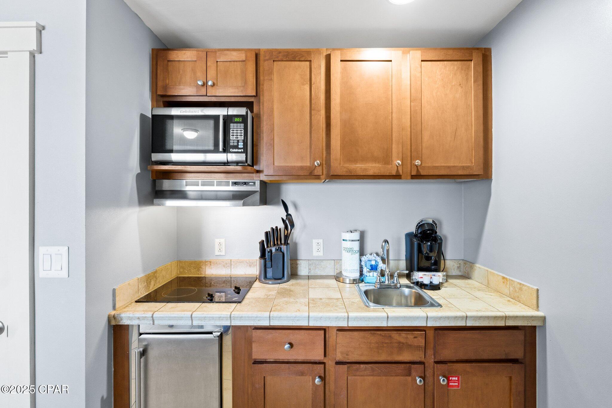 Image 8 For 15100 Front Beach  1309