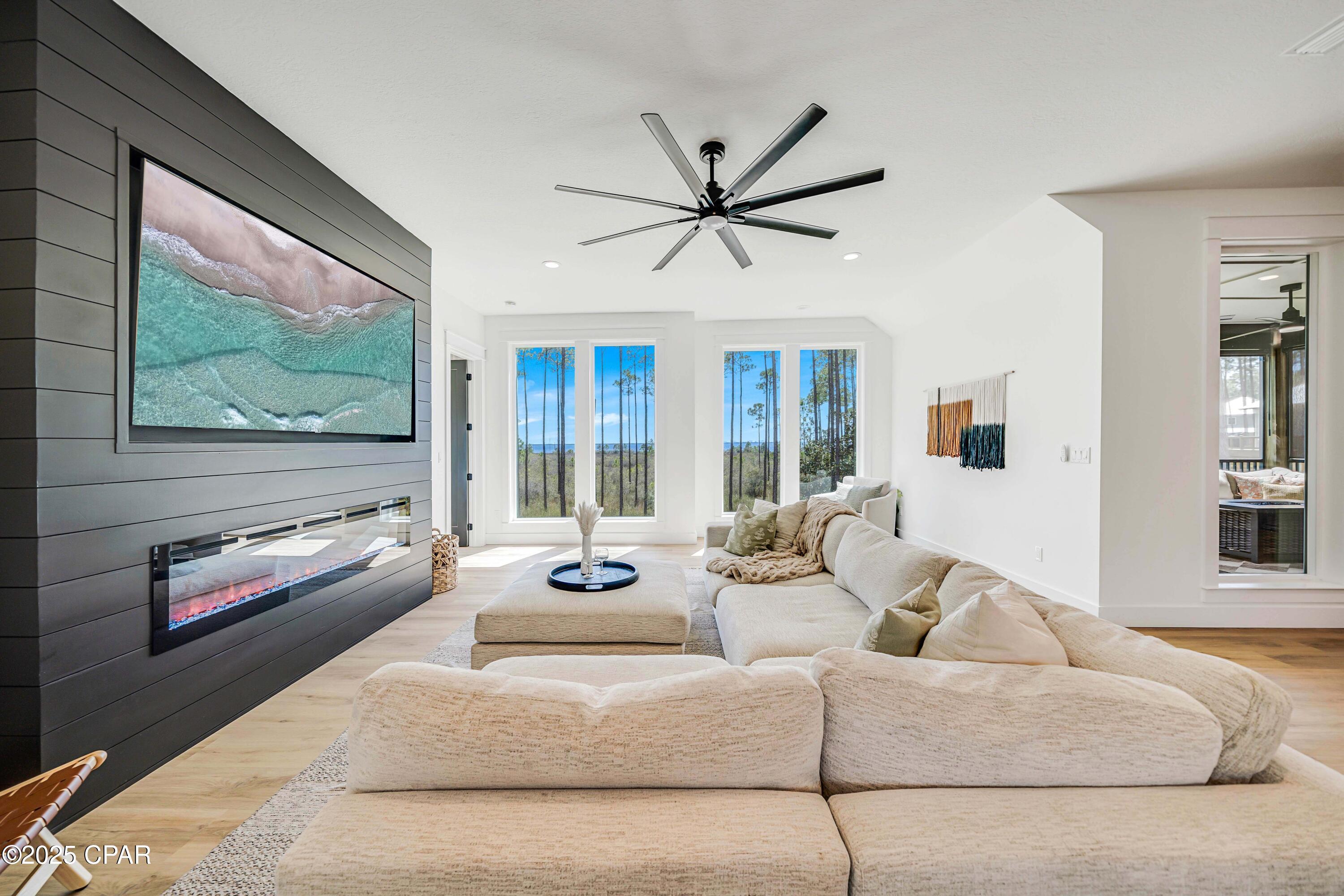 Ecwh_qfj _awpkuvblrih7wdnaaxgmwxayotr5l8mzk