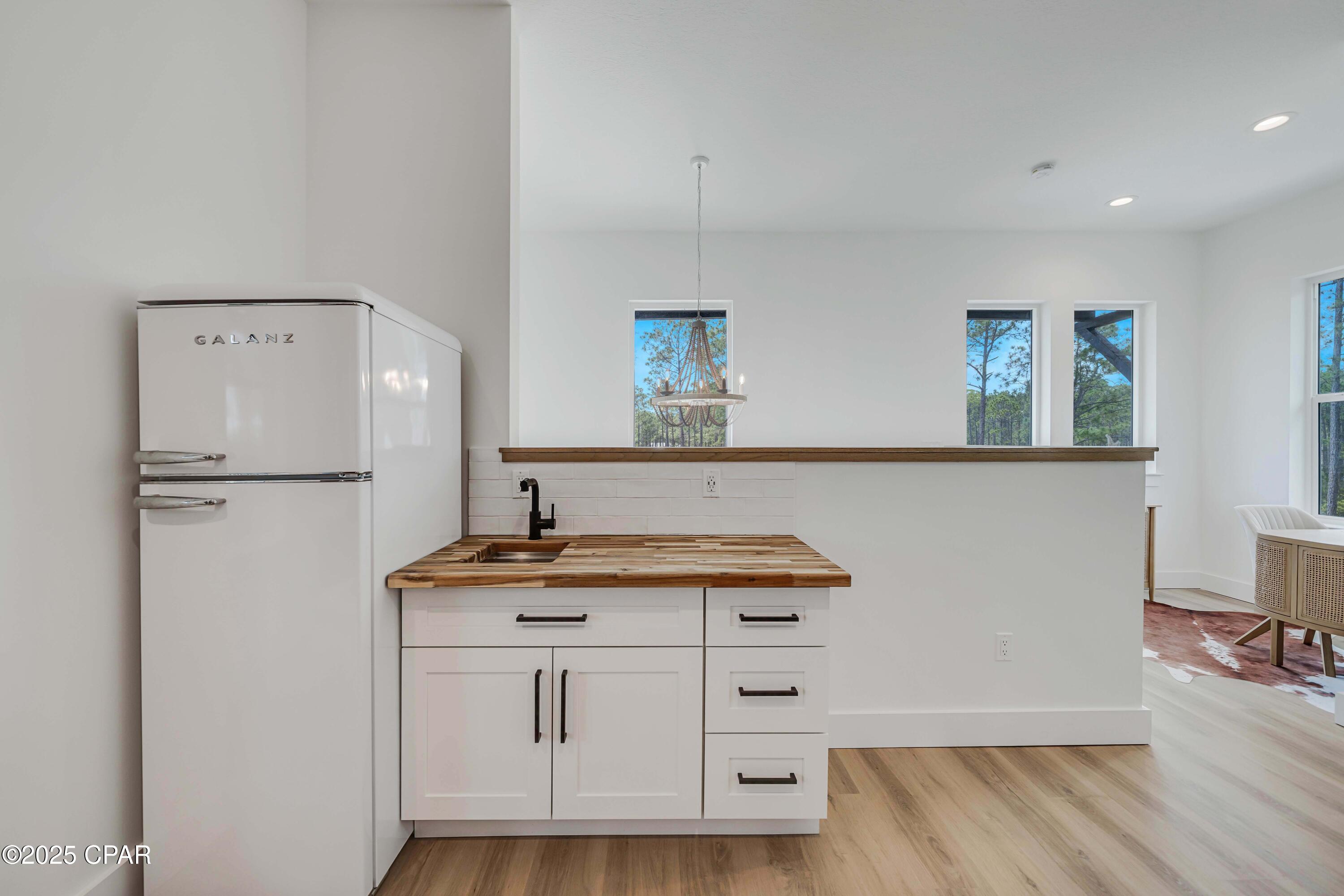 Y P0eson_vqznyjmhjsqja3a3c1pkcl2y2rlhdungmi