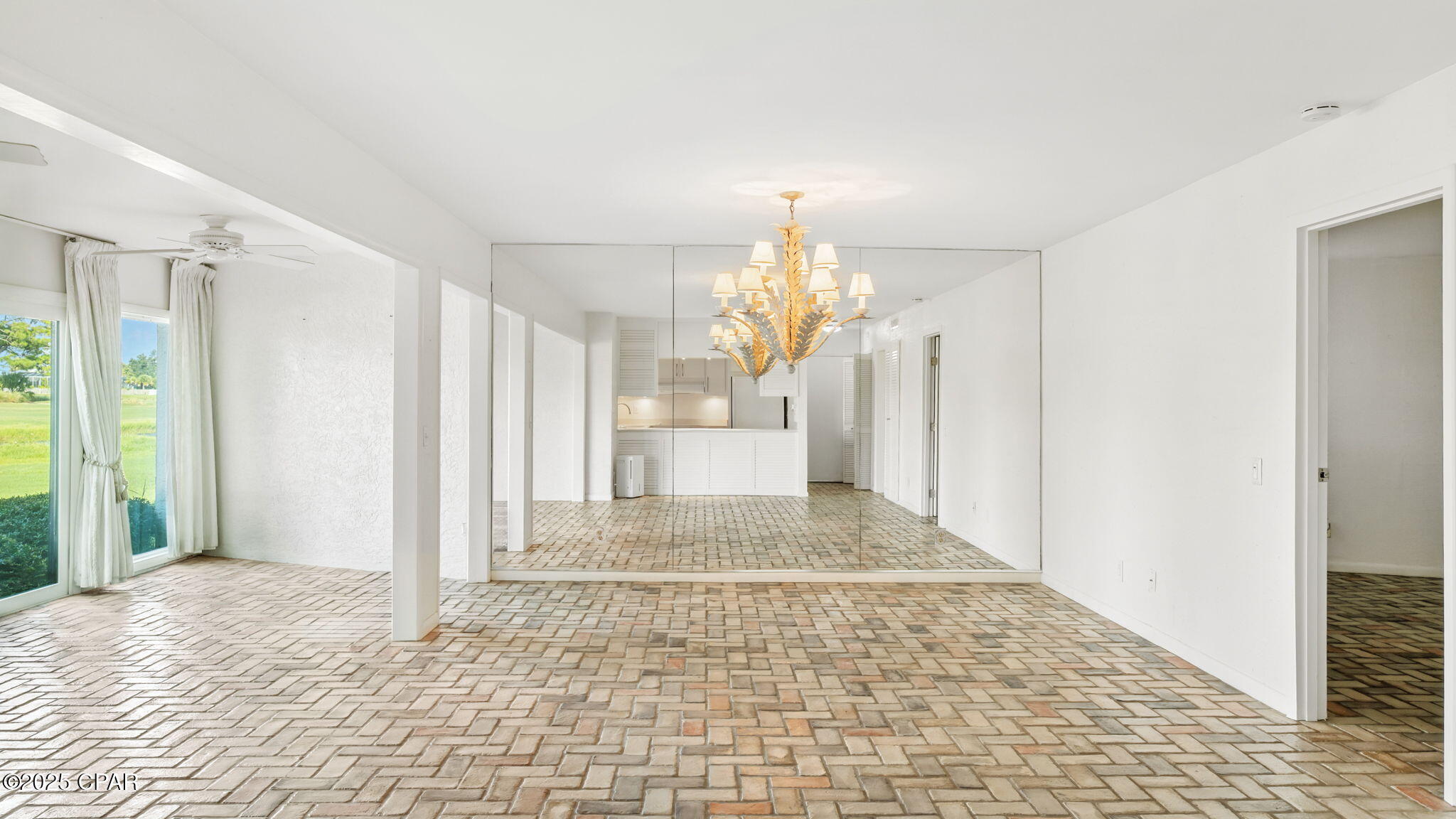 Image 8 For 4725 Bay Point Road 166