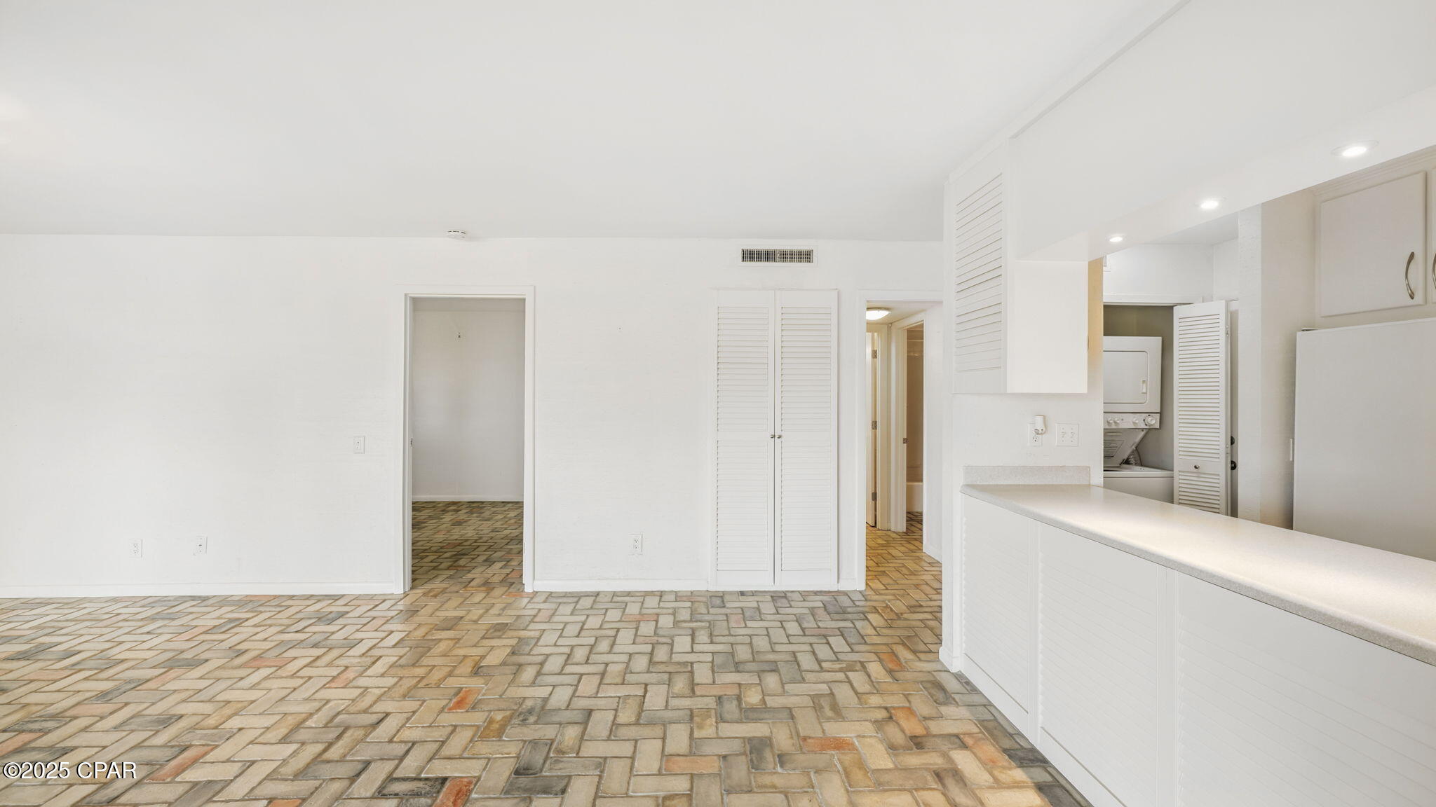 Diuhc9a4veom6vbfpya20suvkcyeimwf3gomk4o_m80