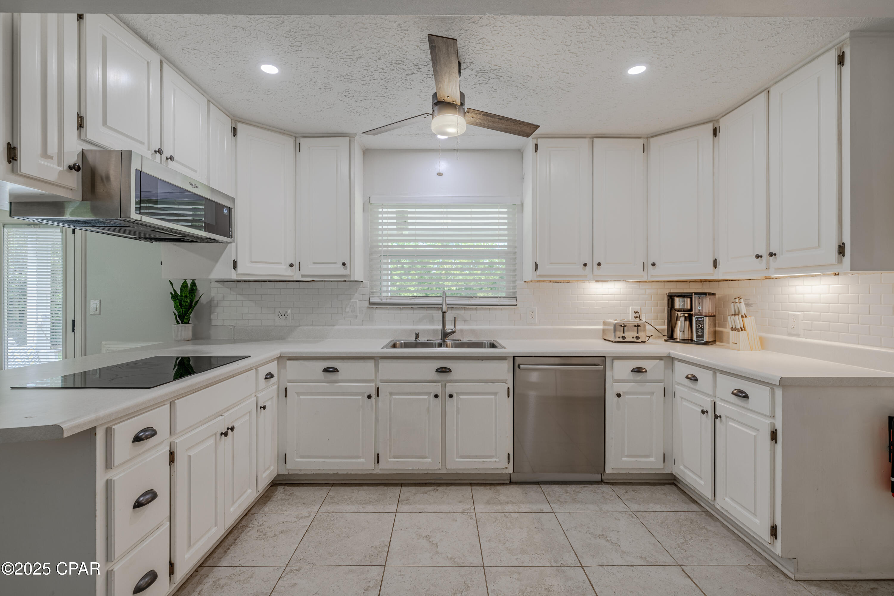 D7trvg2h8dggtja0bgpojvbllj7jpym9xhghk3_tp5a