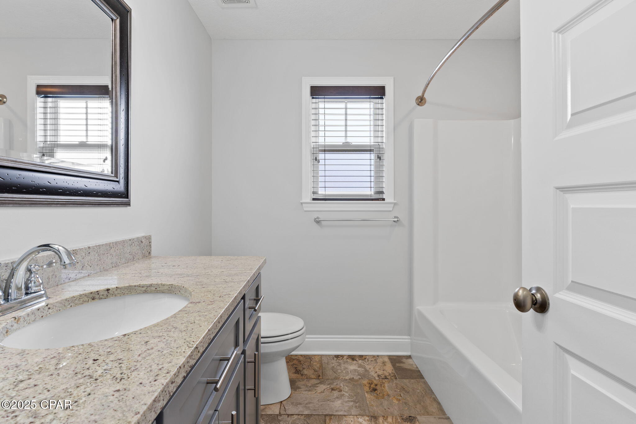 3jlrt8vbwjcuel3jn_cebq2tvtxbocf52 W3cnauyes