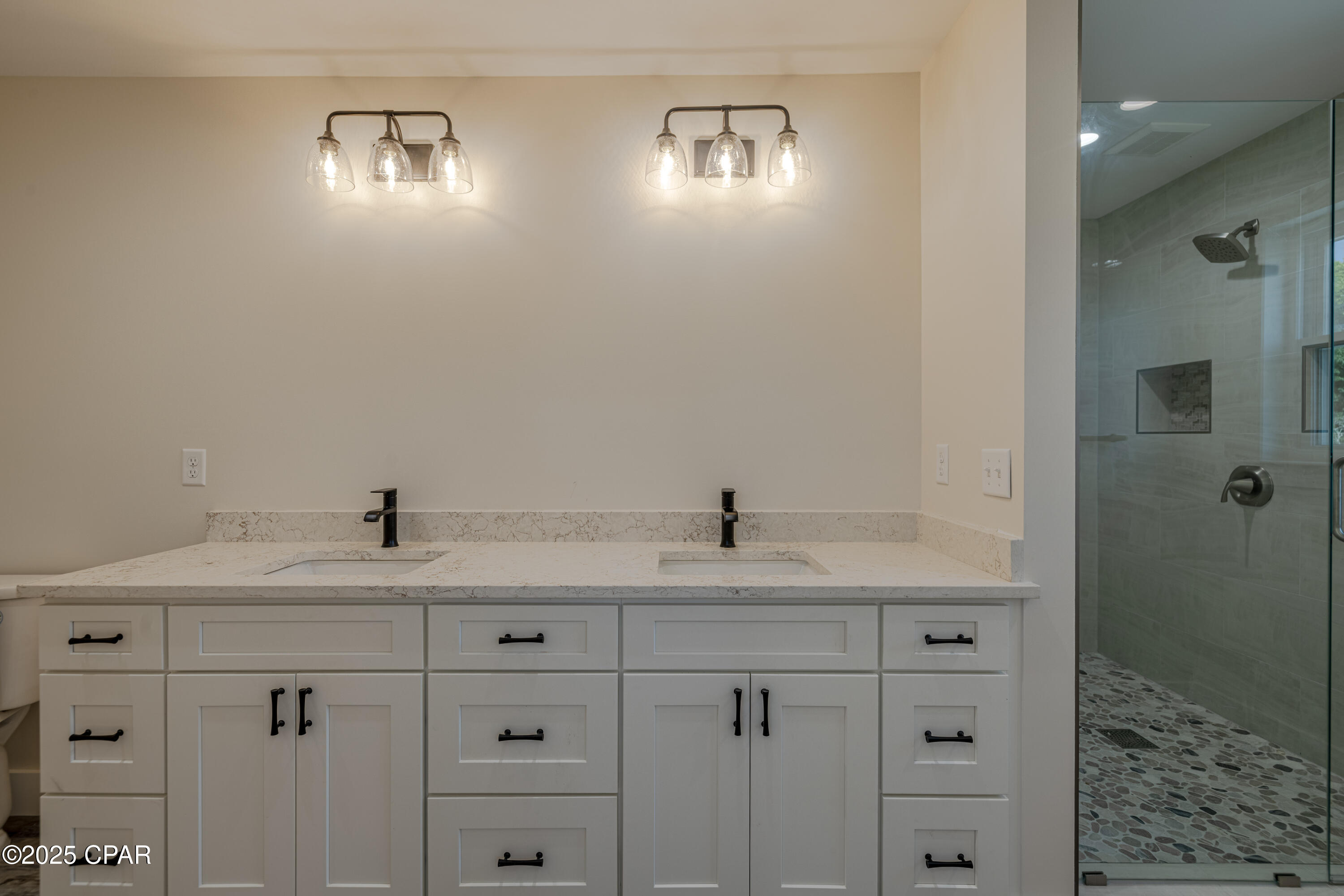 D6ftizkvozjwfqimsrvt6t208p8iqhgnv97yjw88rg4