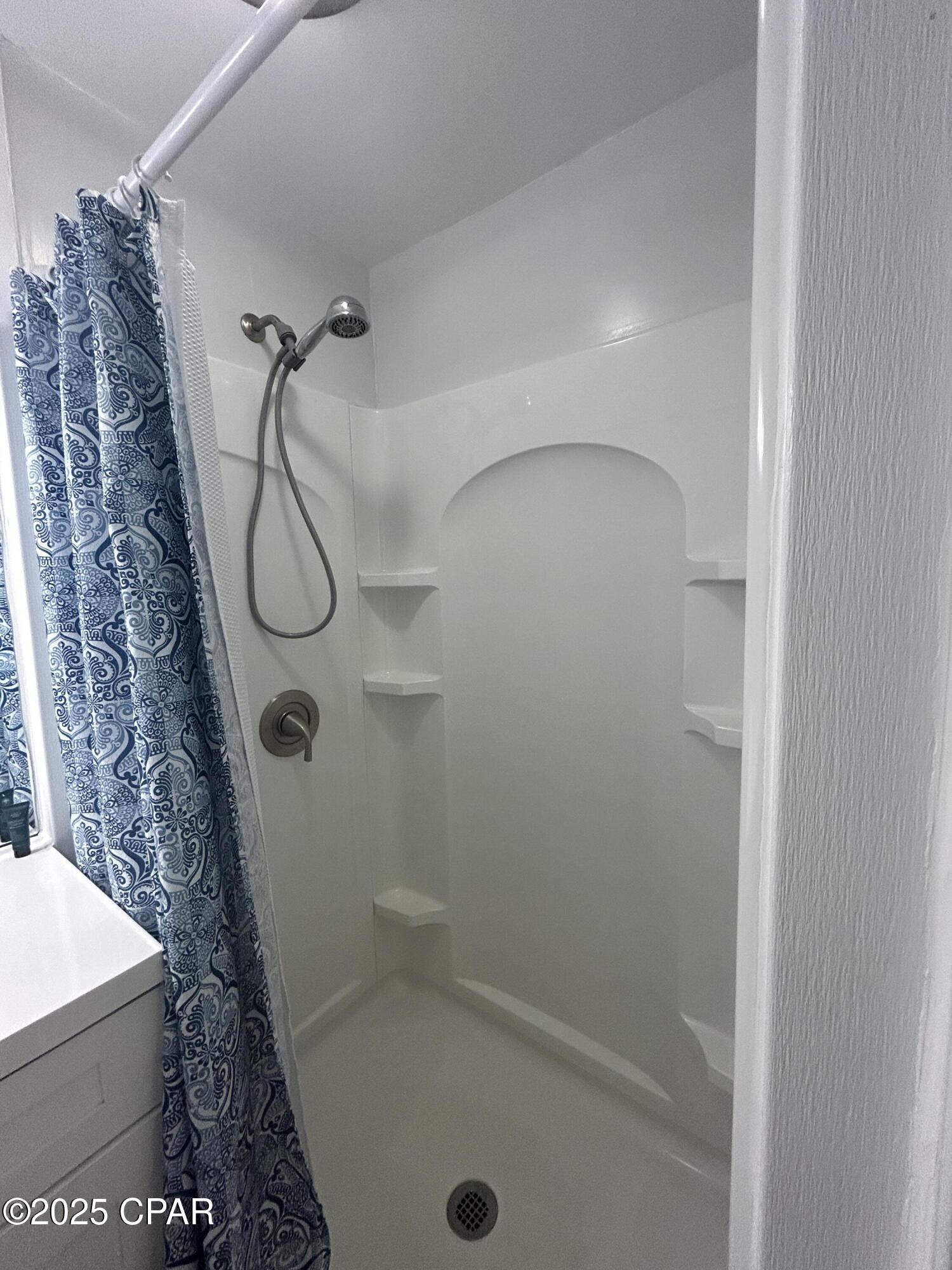 Ozqosi8q9tfl8pf8c7rj3ni9ol1xfz0z_gmgphrpiio