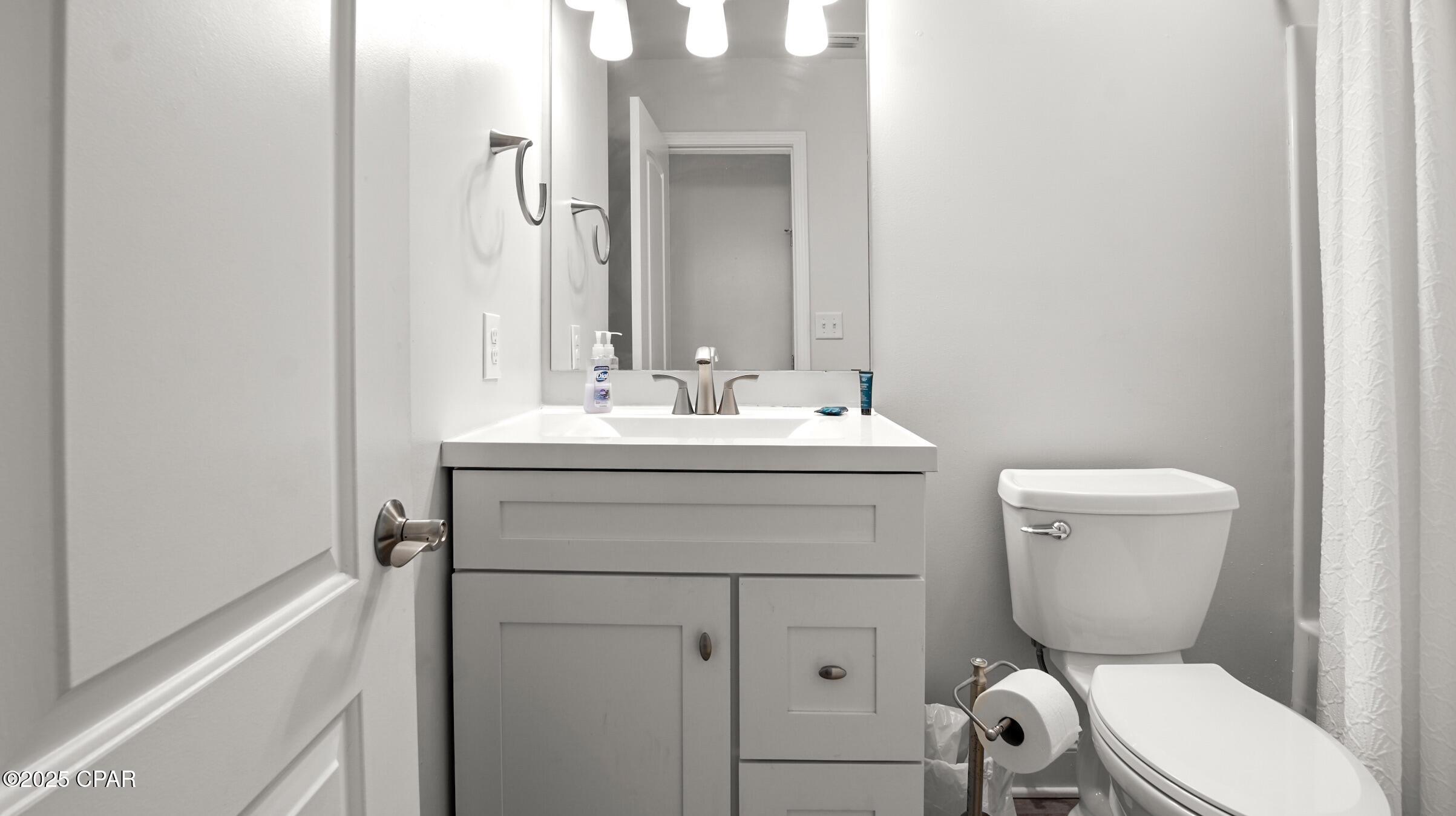 Image 18 For 5717 Thomas Drive C126