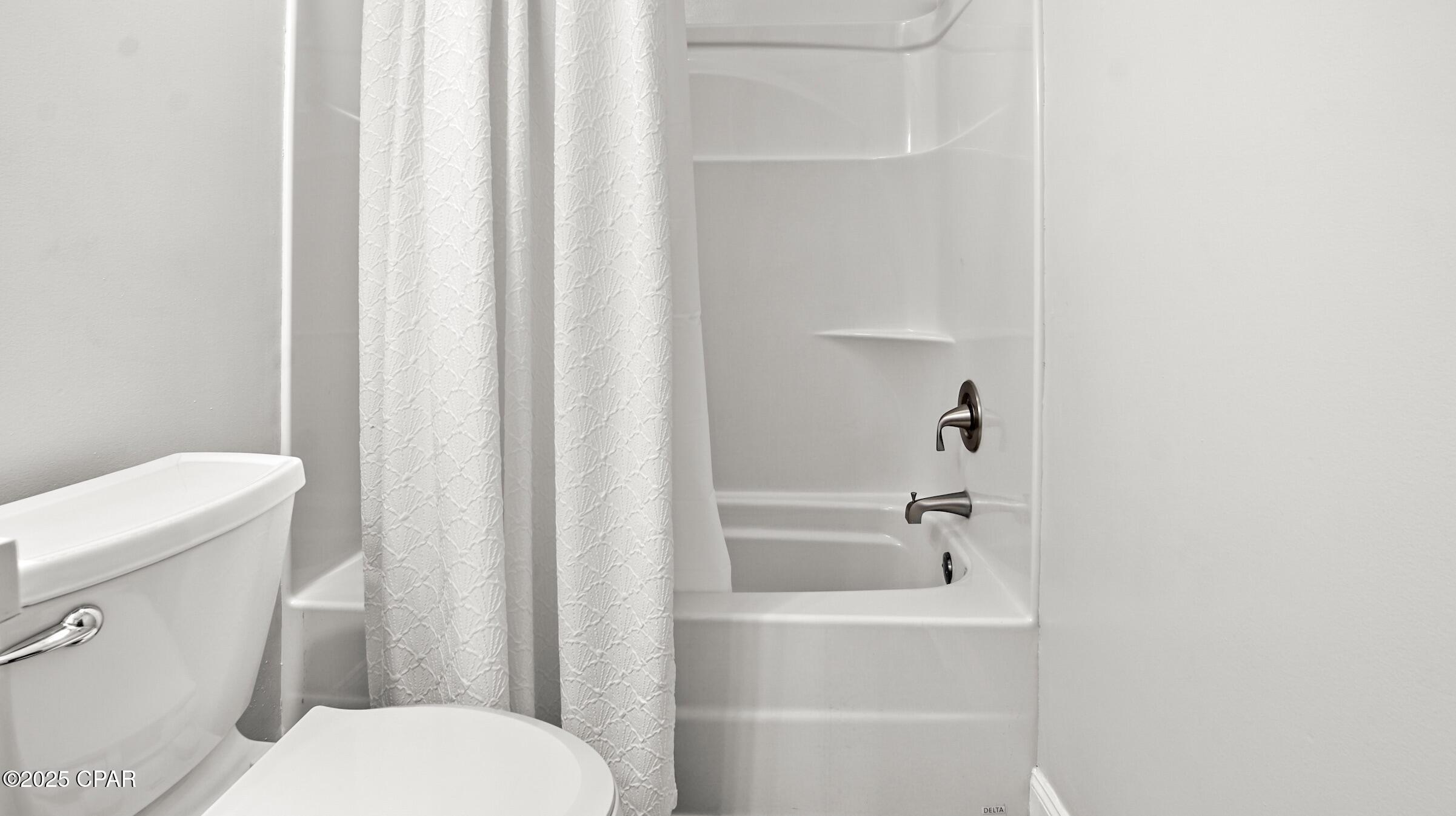 Image 19 For 5717 Thomas Drive C126