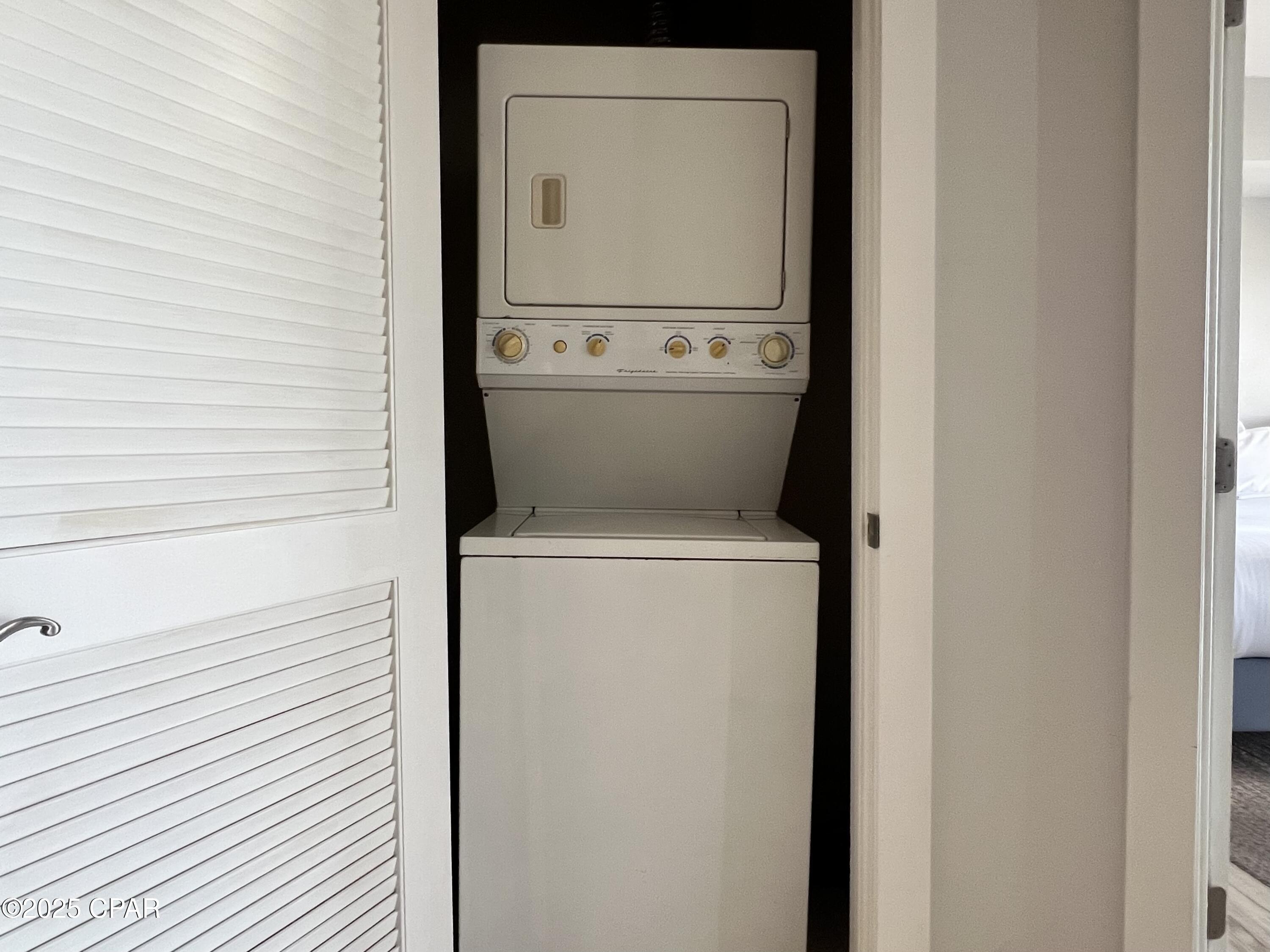 Jipytxeb5rjef_kkexnpum3mam3jusezsmqepvuti4q