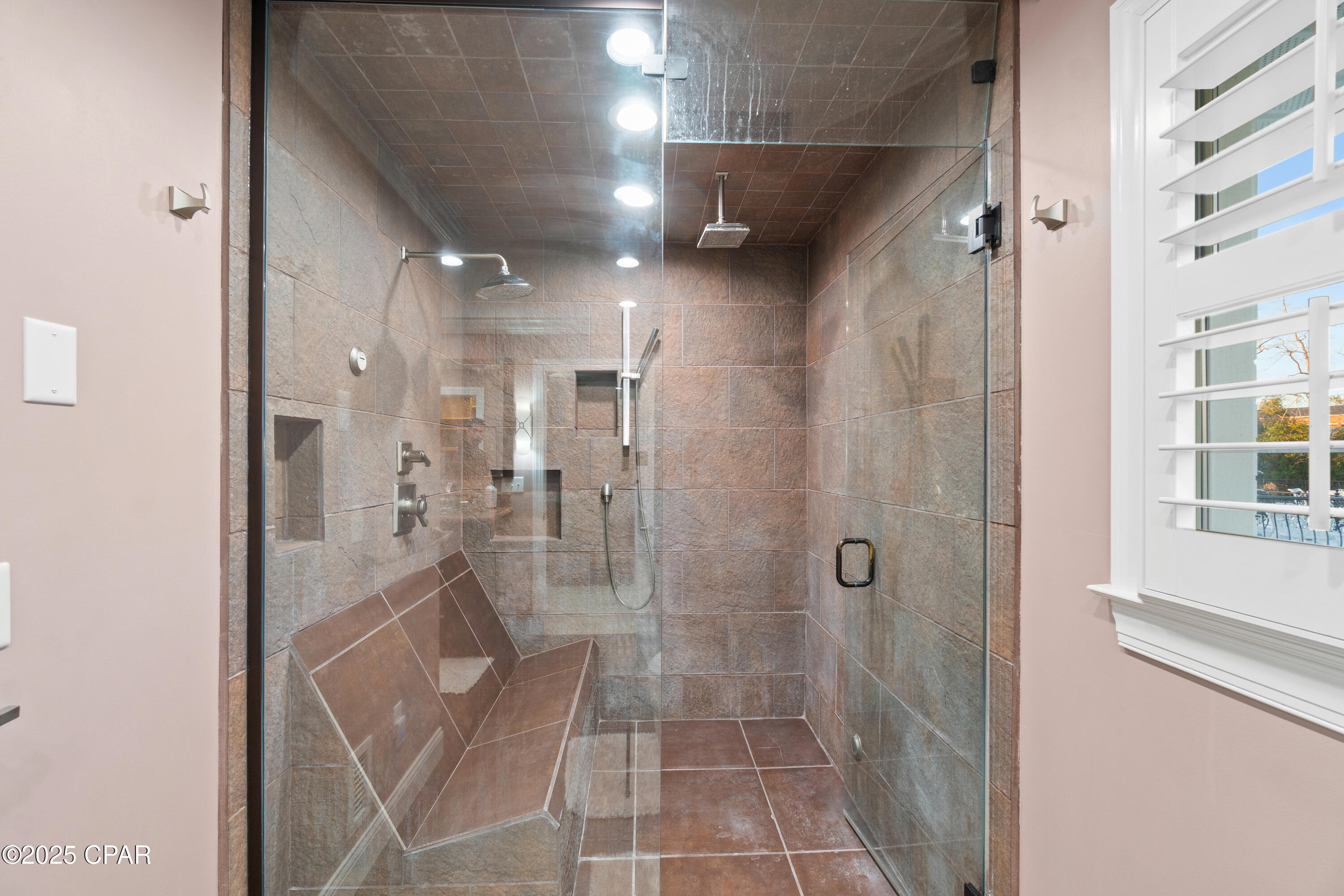 3pyx85ryhkqufulain51xxvd5l0x3rm1iiymkwfybb0