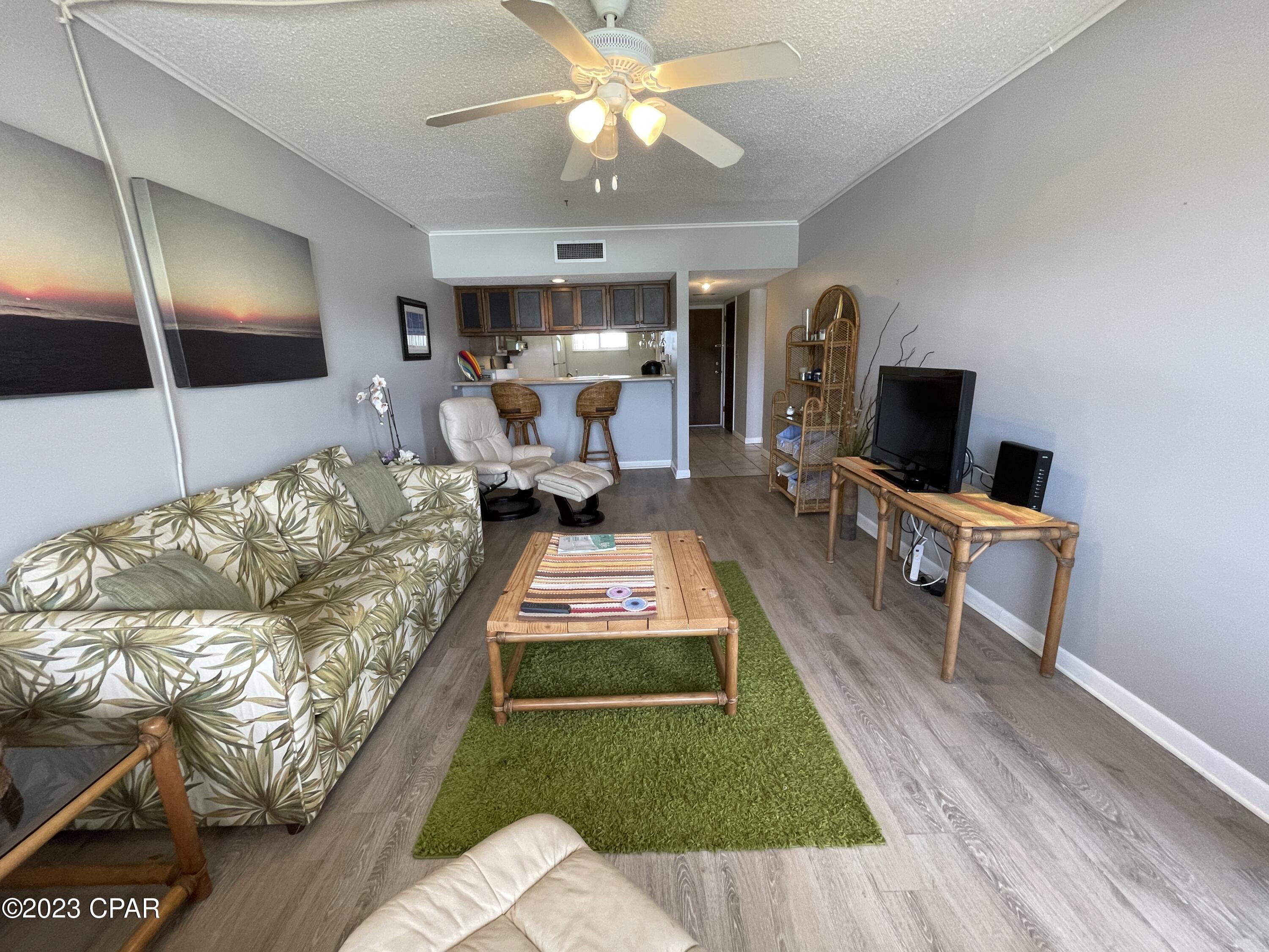 Image 5 For 112 Fairway Boulevard 307
