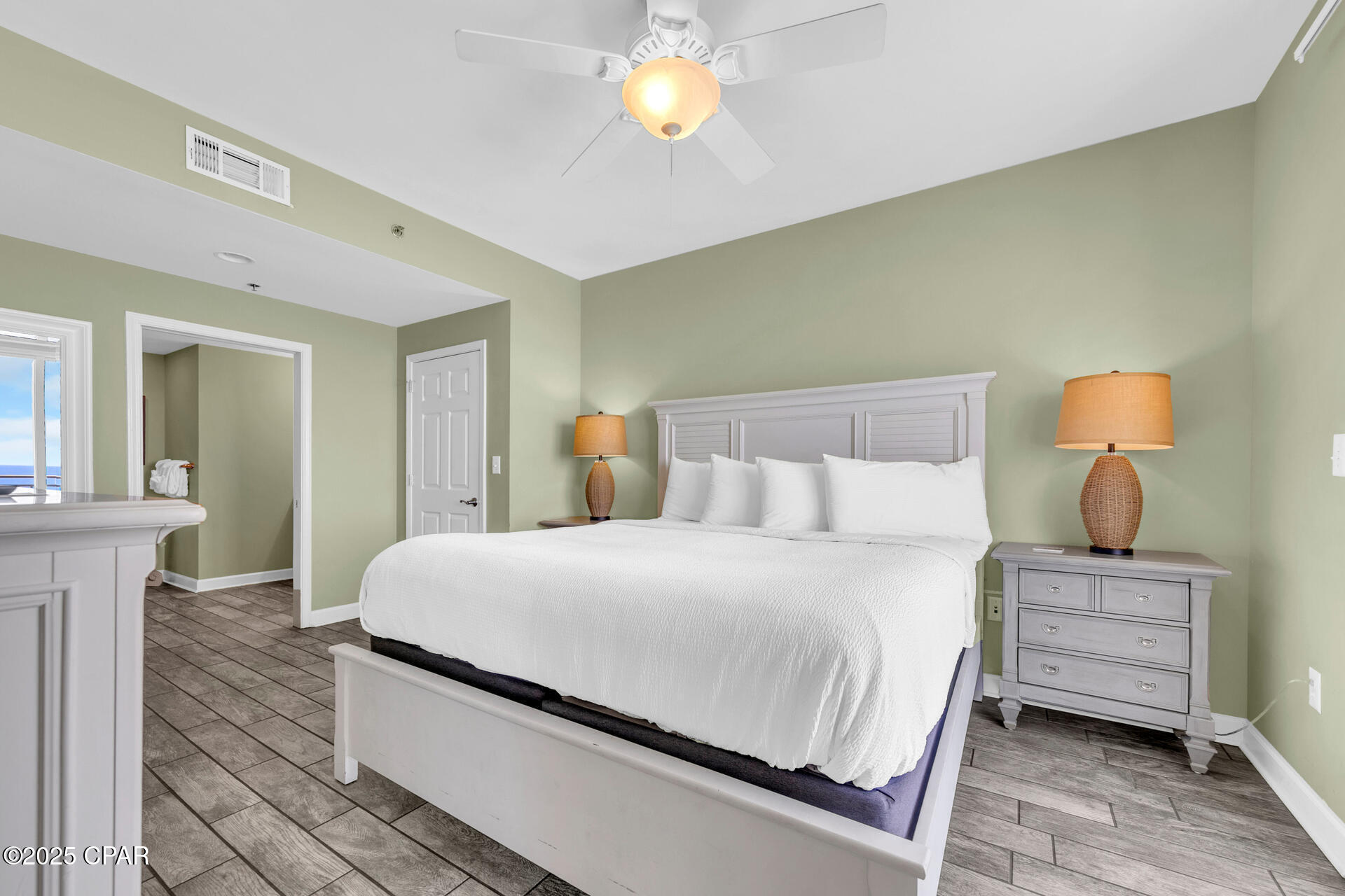 Image 14 For 17729 Front Beach Road 1402e