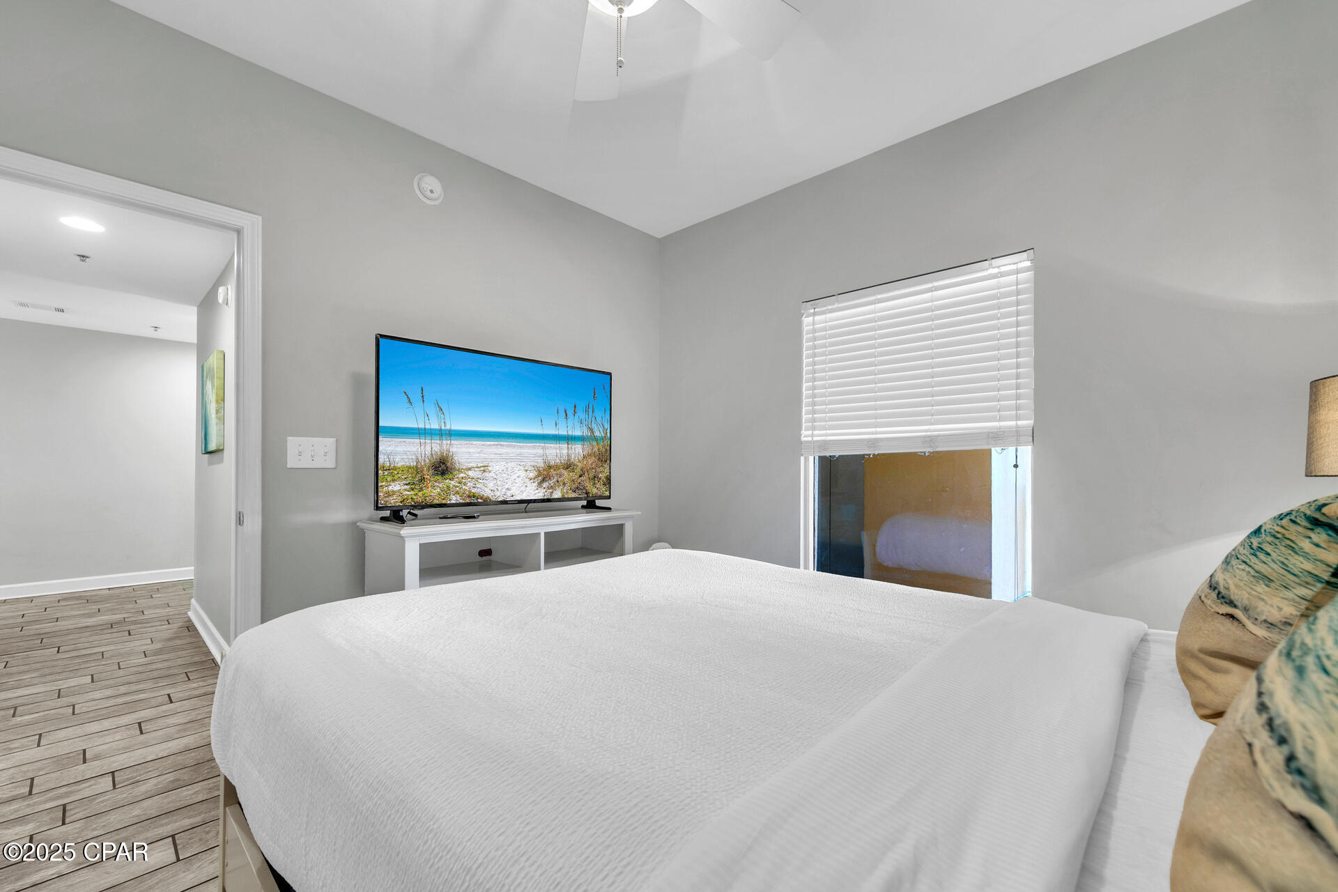 Image 17 For 17729 Front Beach Road 1402e