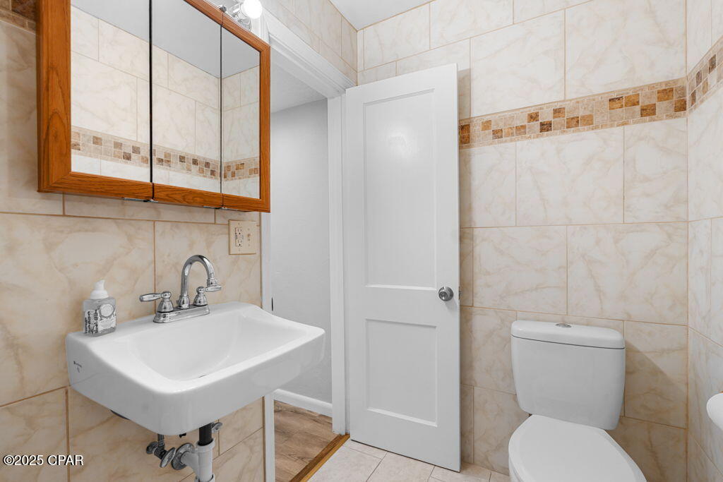 Uinur7o9 Z3yevwhjoqrfrhnrktizg3_wtacuebqbxw