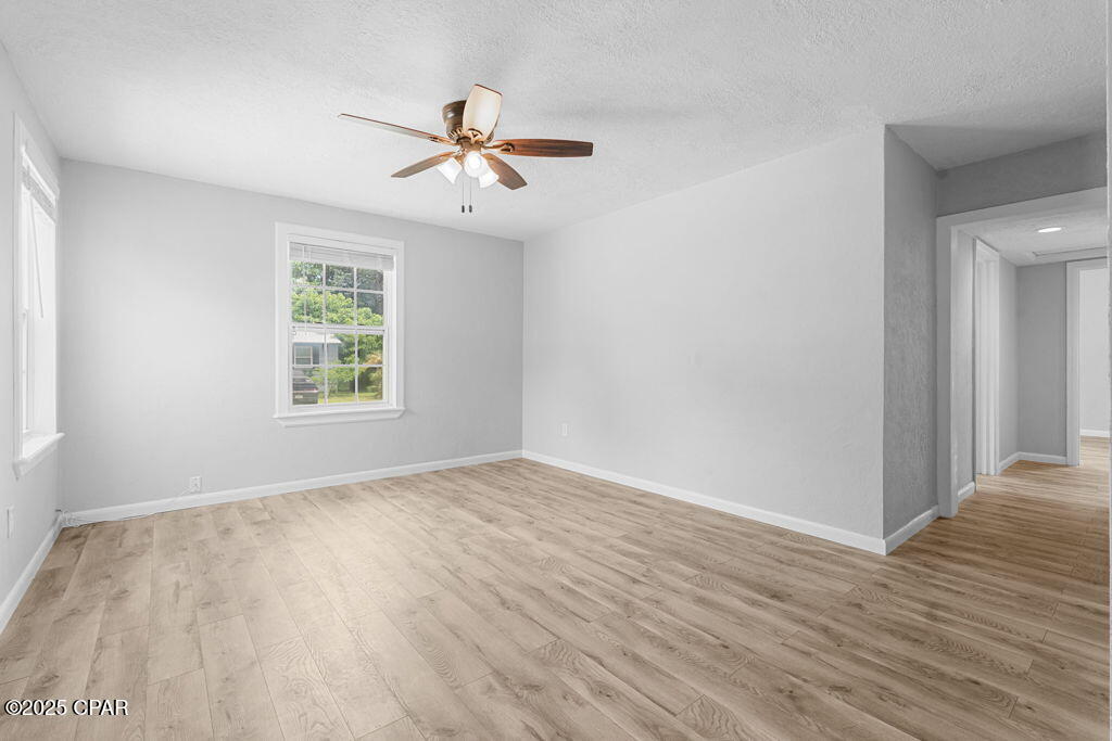 Image 6 For 105 Marie Drive