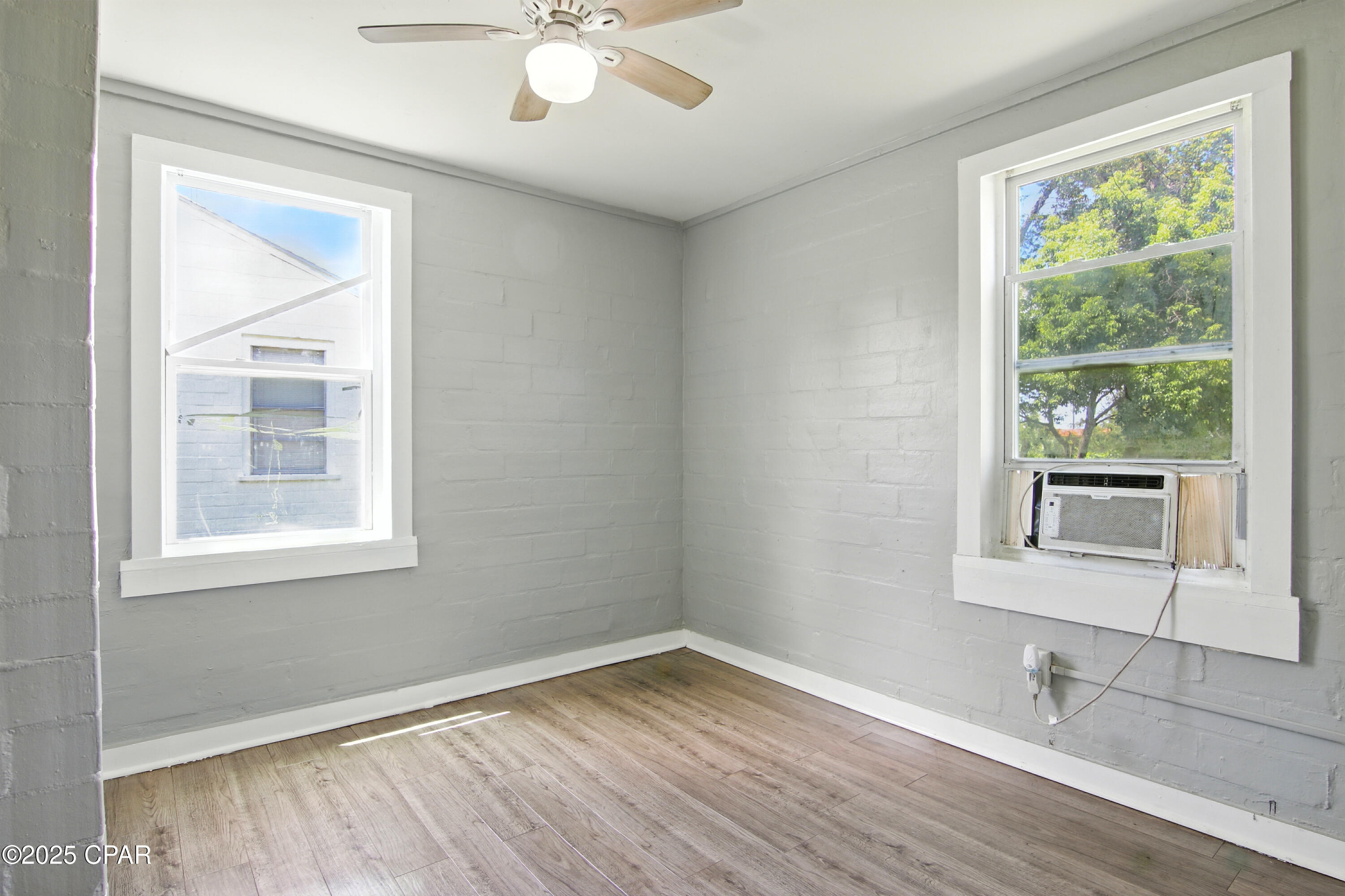 Image 10 For 1324 Lincoln Drive