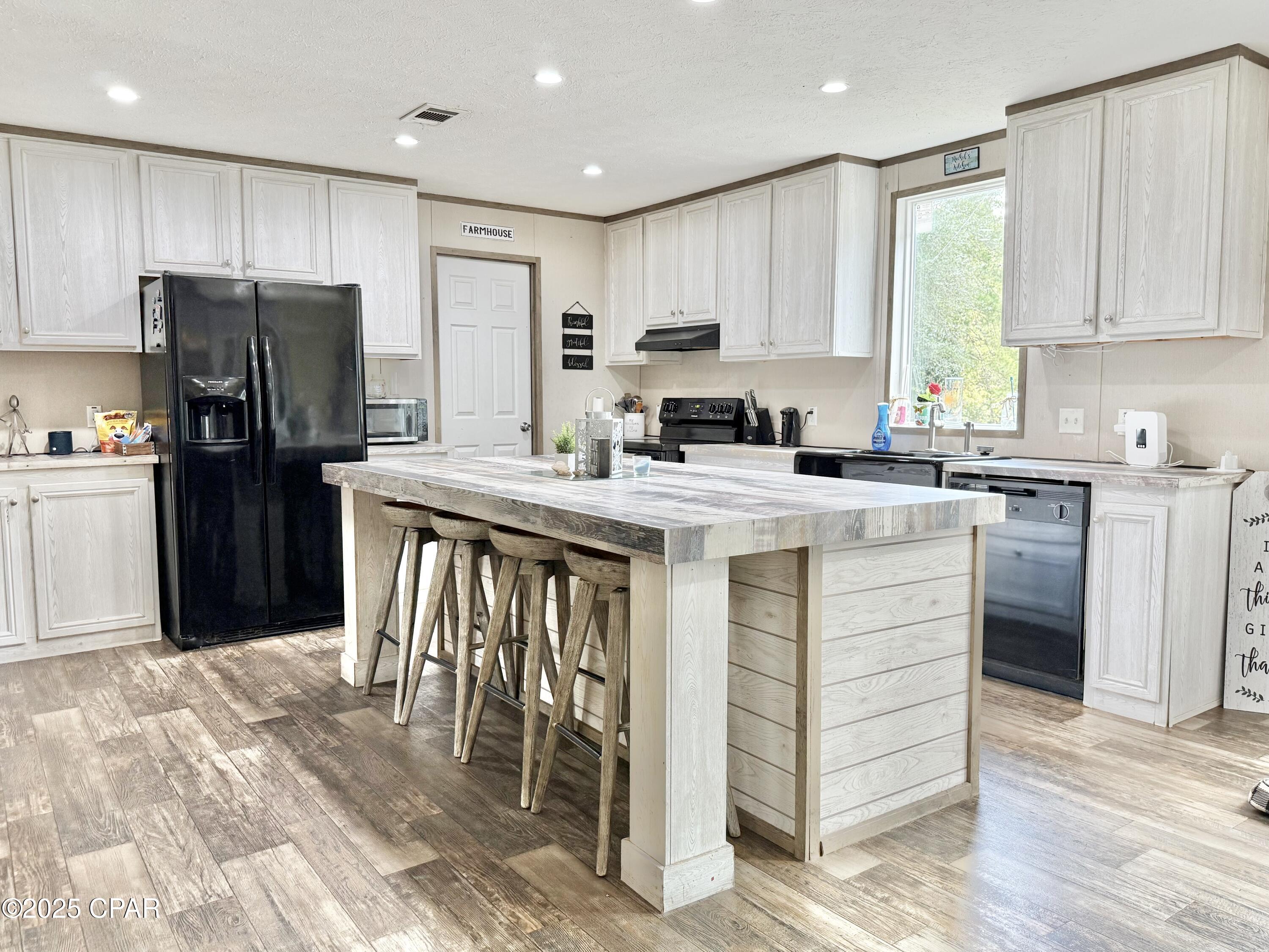 Details for 3673 Evans Road, Vernon, FL 32462