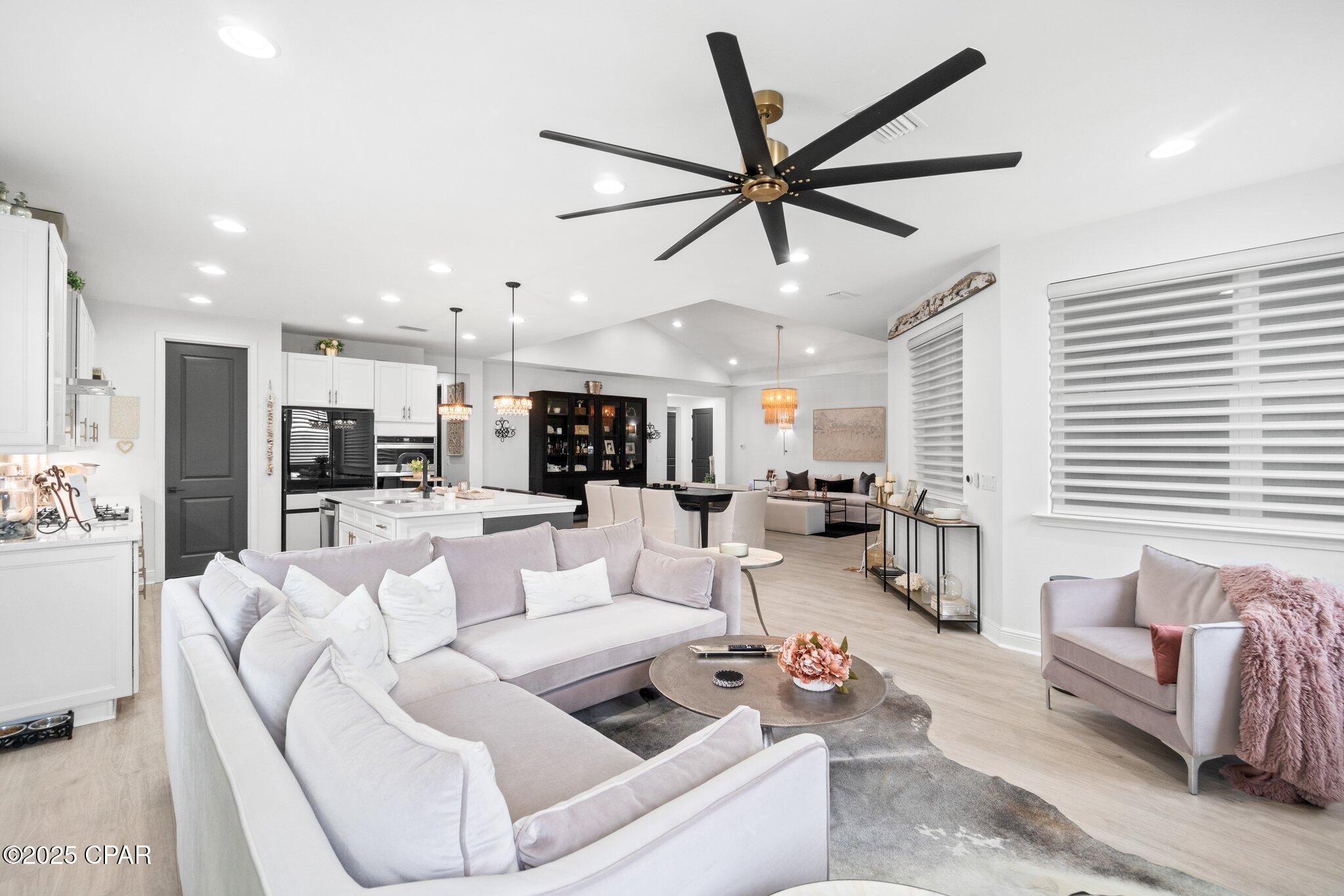 Ujfrrekfpylter0nqzxhzmwb8ubcnaauoz8mezwocwc