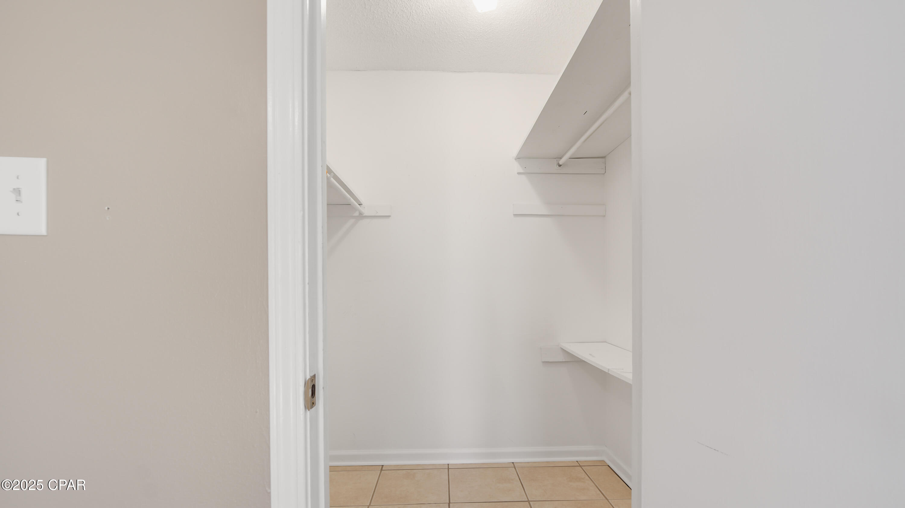 Eiopi2d5zwzqxtmhnbcq9c8yr4et8chodeejjhiek28