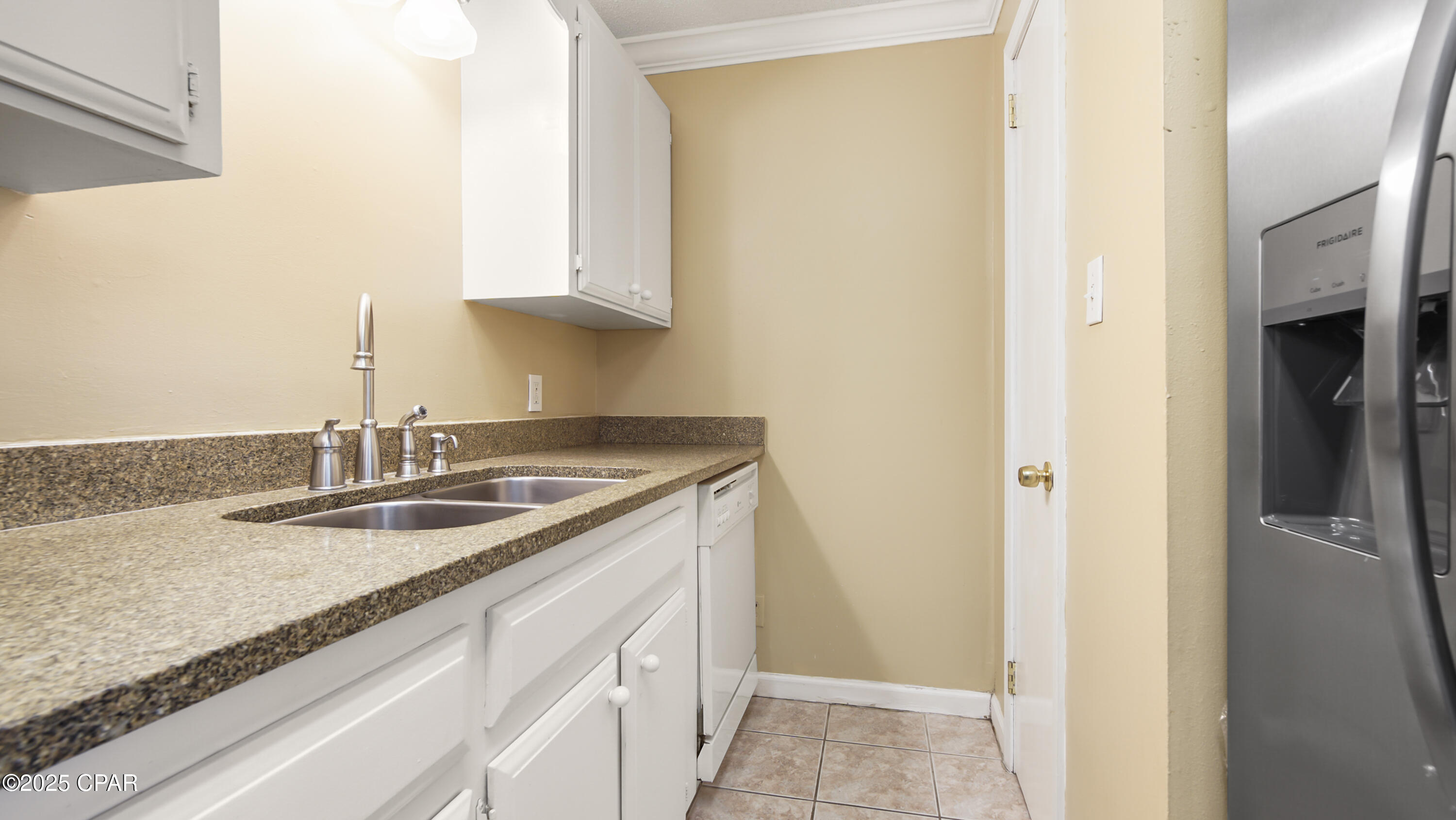 L9adu4xj4qgxrz6tmbjlmgrnn7wtvlaqchv36pcv4bq