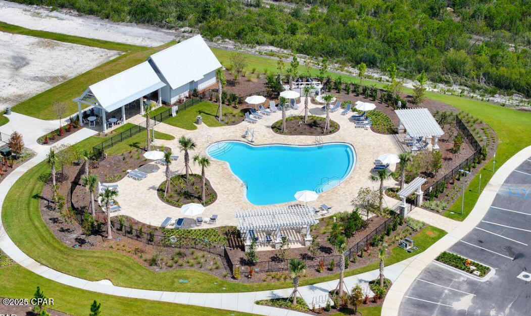  0upbwl5_frec1xco64pooigmsawirwollr4wx3ez60