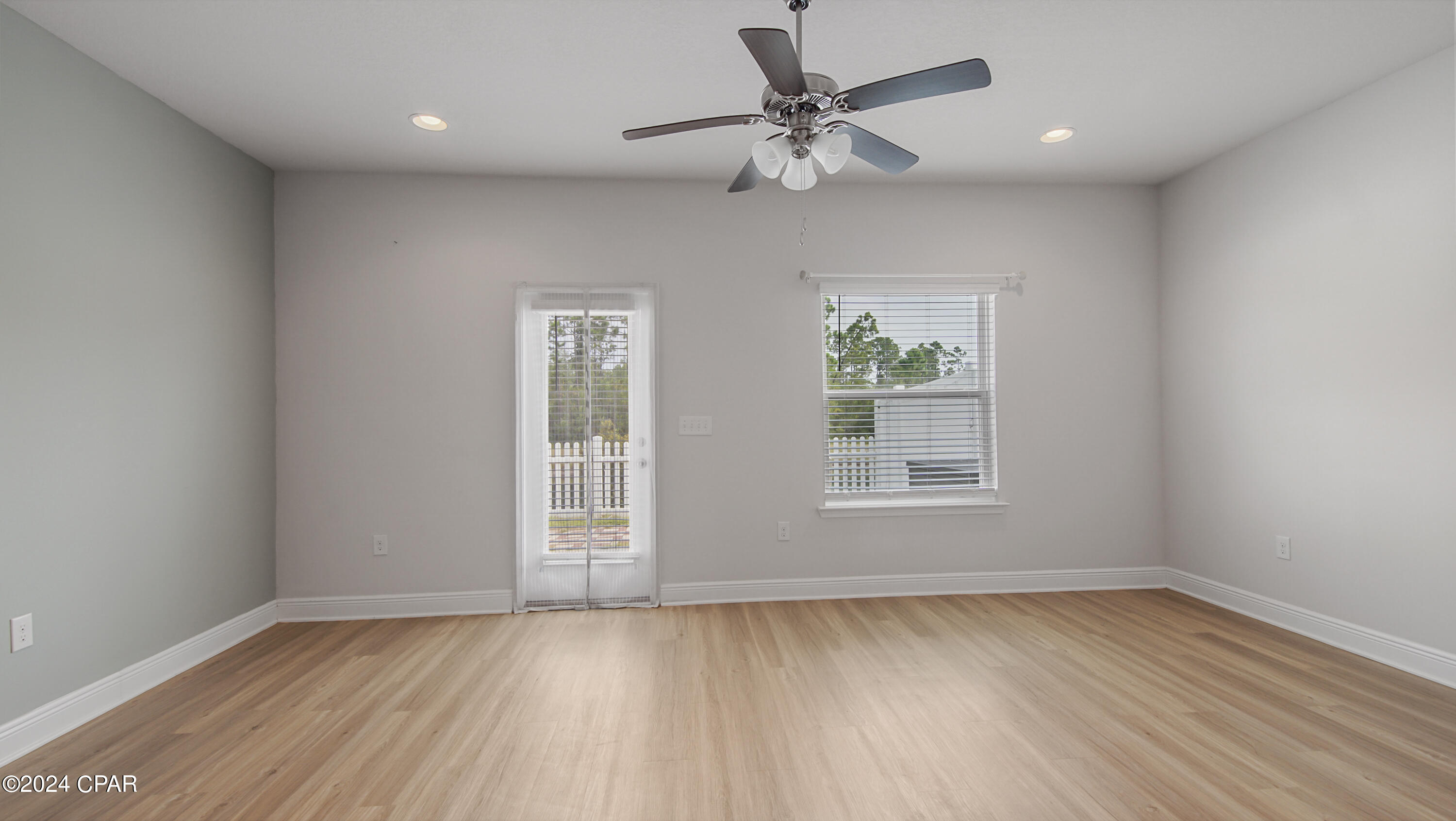 Oaqh2dw7uxt8feiys5mpblkh1lrf7csyylrxusxnfak