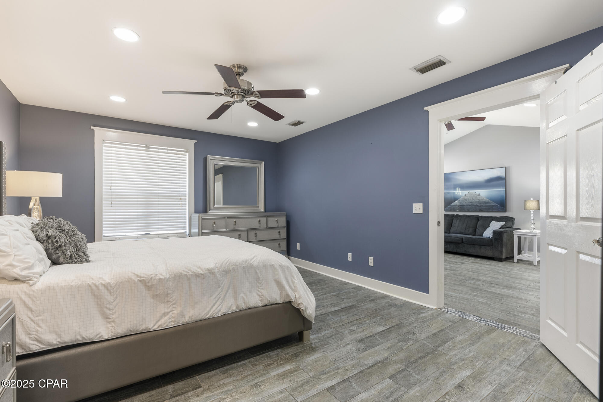 Image 20 For 505 Burnham Avenue