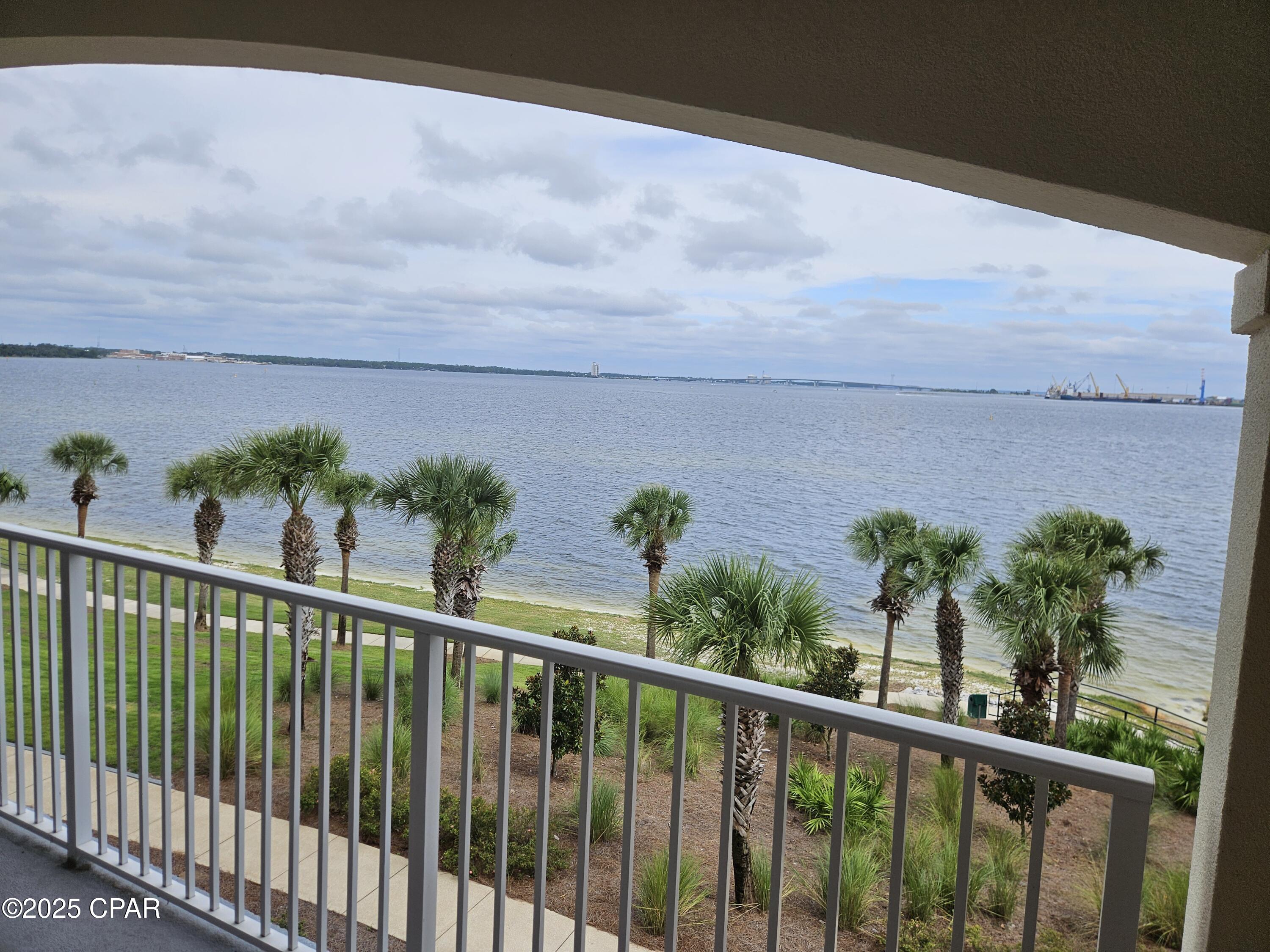 Image 18 For 2400 Grandiflora Boulevard 309