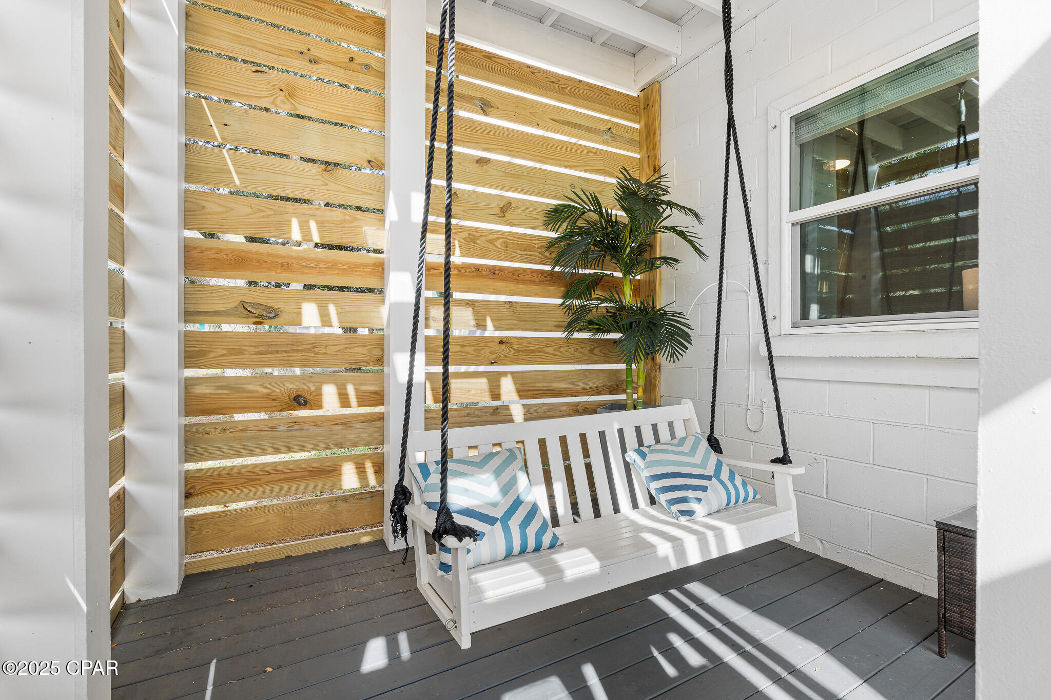 _8h8mhbk2i_18eldi1u4cekwwyxn9ribu4fcrcujed4