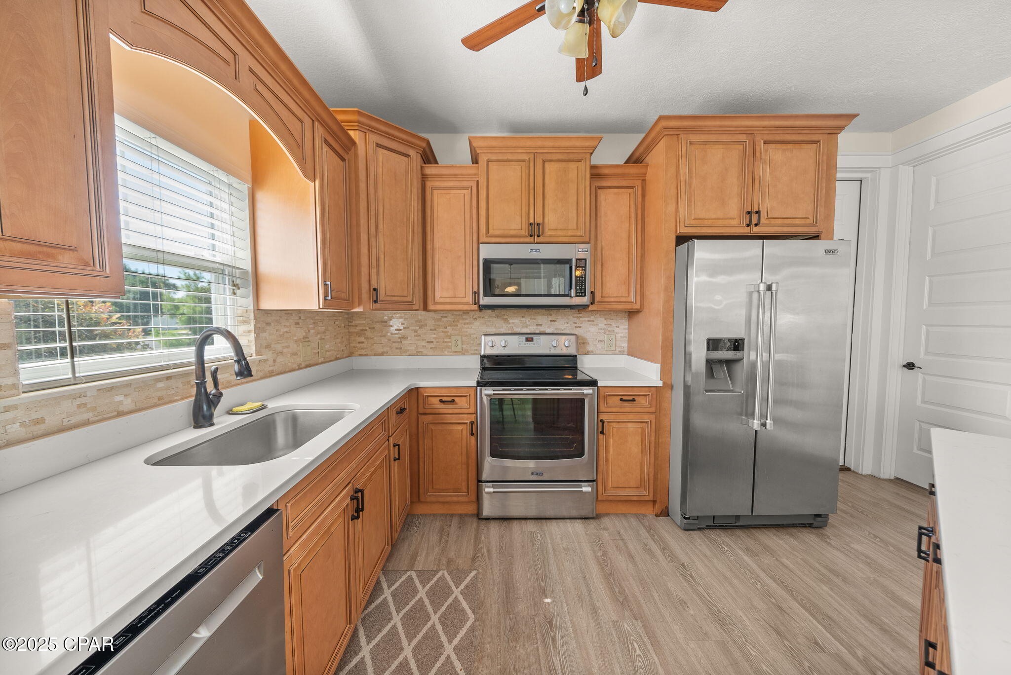 I6mj3r1mxa43xv5b Rorzr03na9qaouqask Vzzcl2g