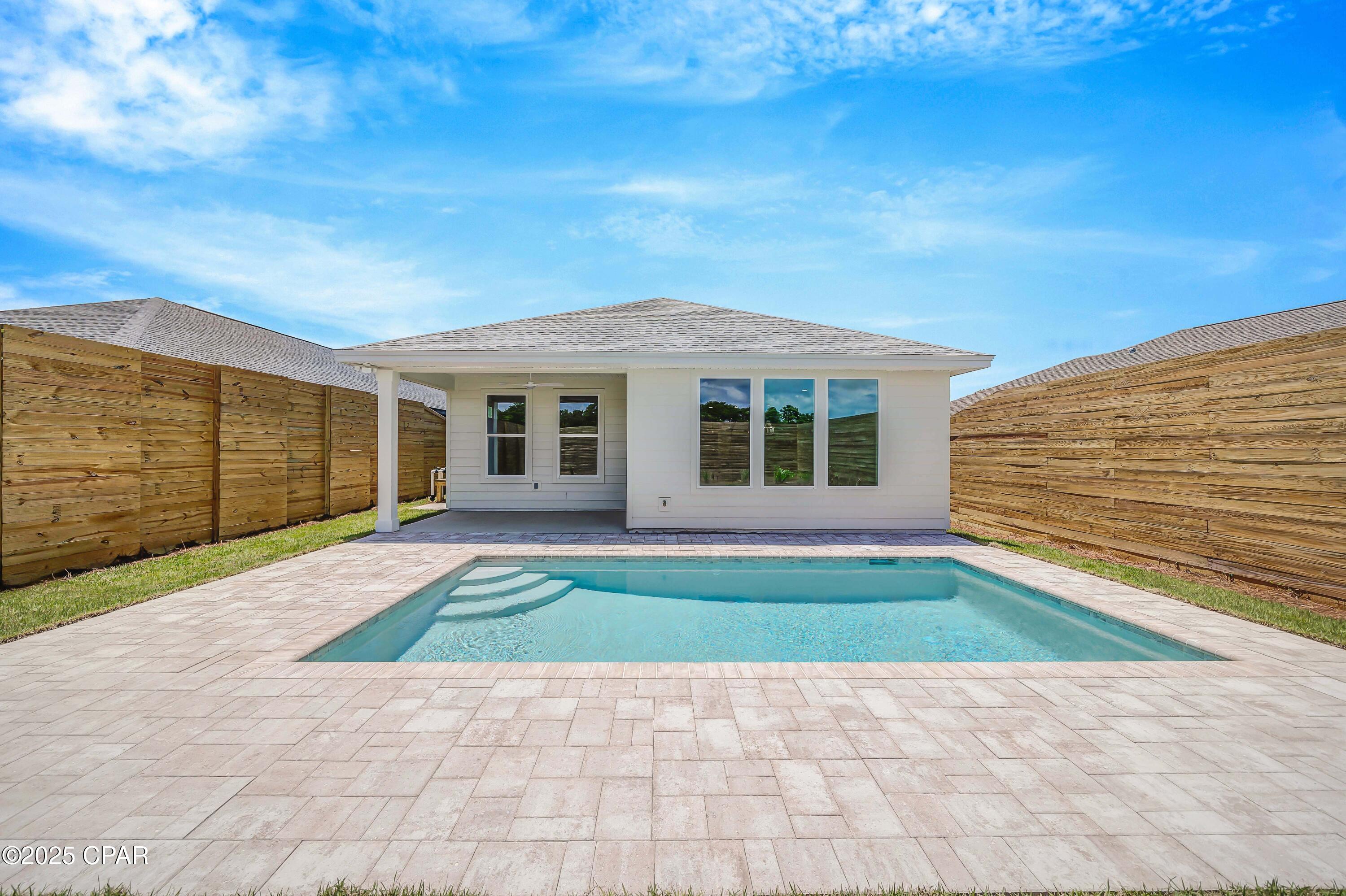 Cwv0jjffwxyu6kwnlkfak_eyb4m4z7editosvfmqyqe