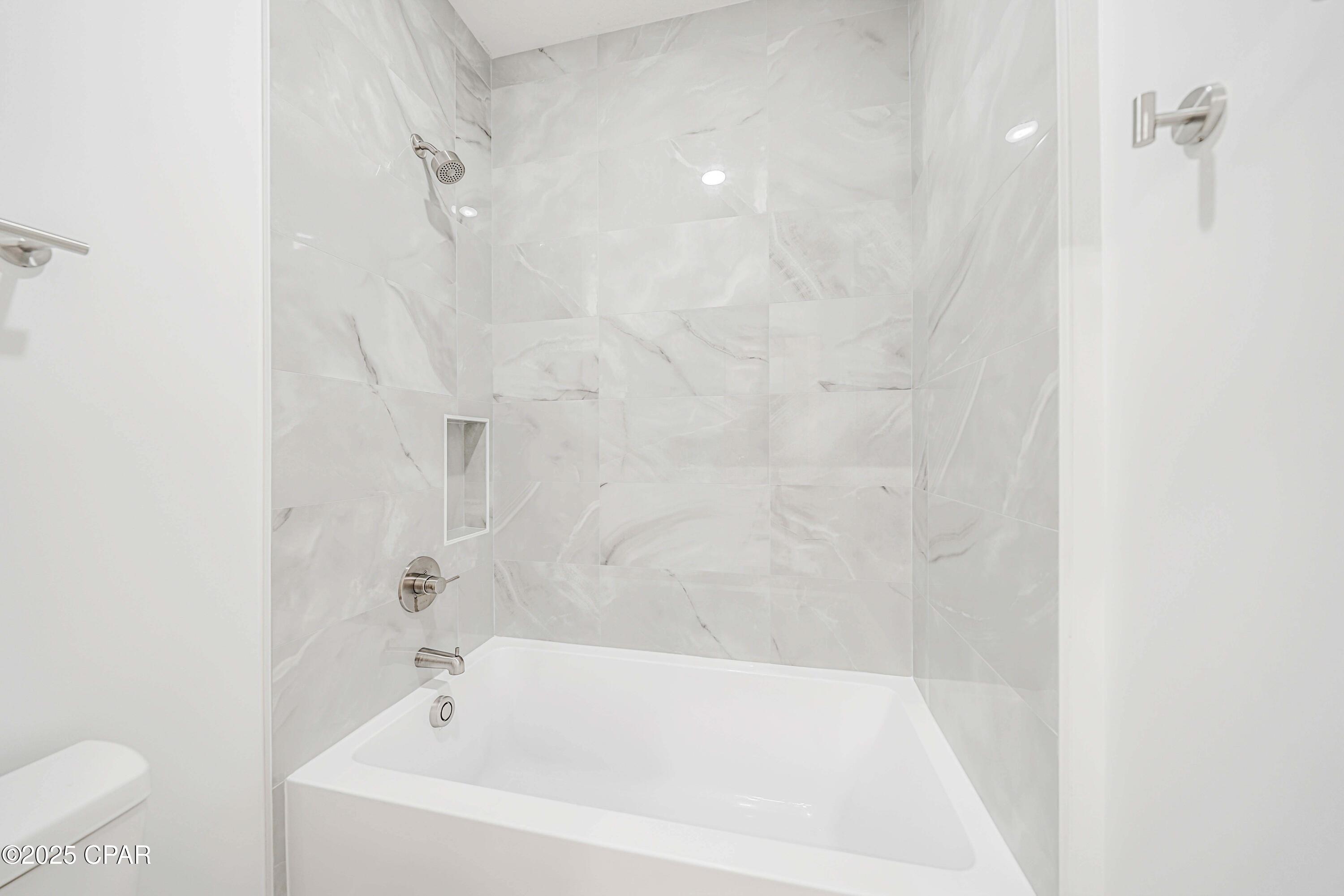 Dlzlijqmmtjnqcoggg2rj1mtqzszrgznrvgk9eelxag