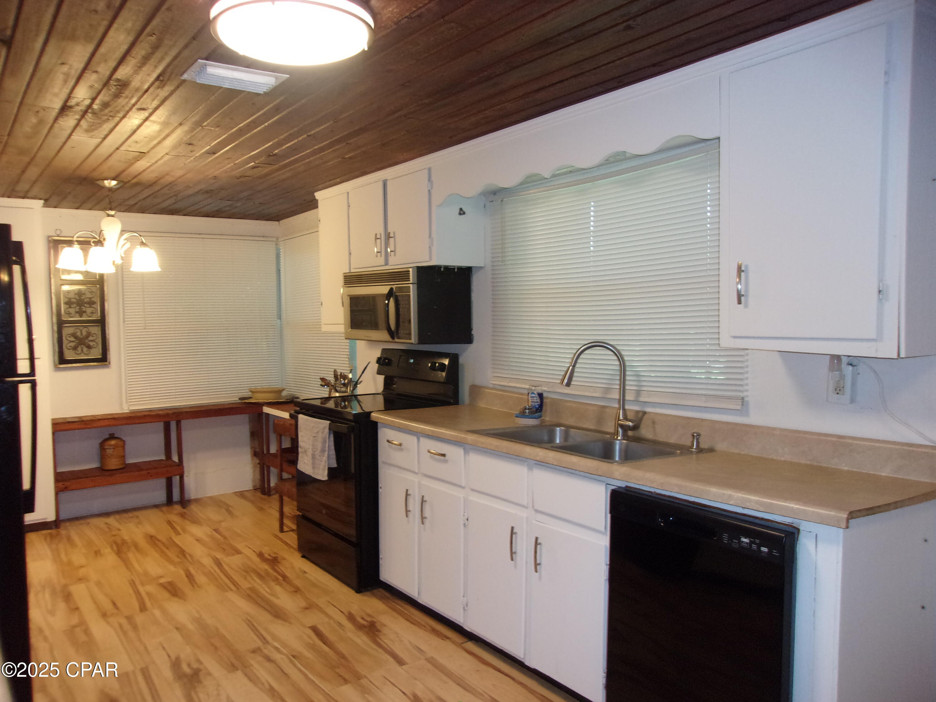 _zrzql3siorohto7bmlkdzpshewgcbswk_iu4kyhov4