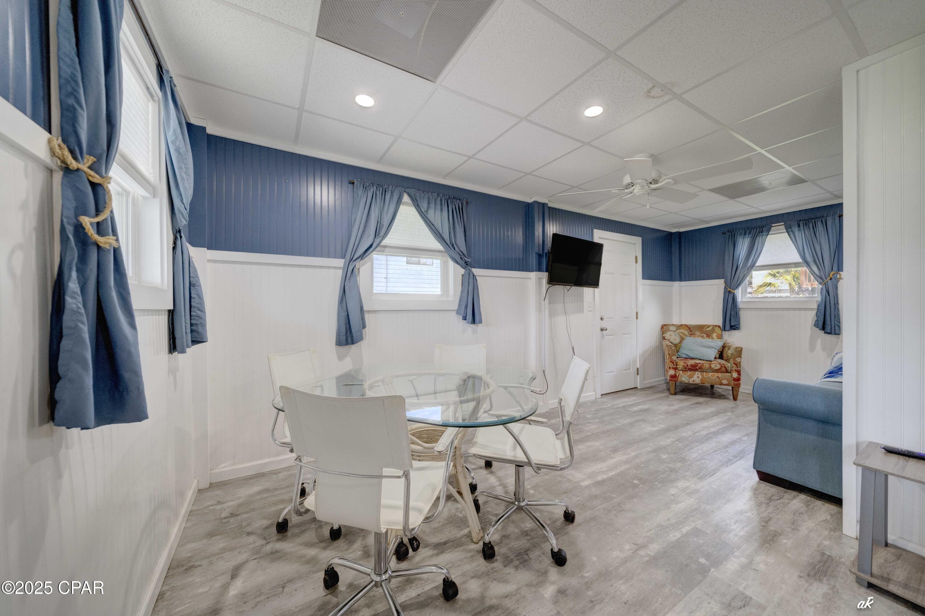 Rlmwaob5drsffyg Ixvz F4sbciu0n4fxvwmmpy9oba