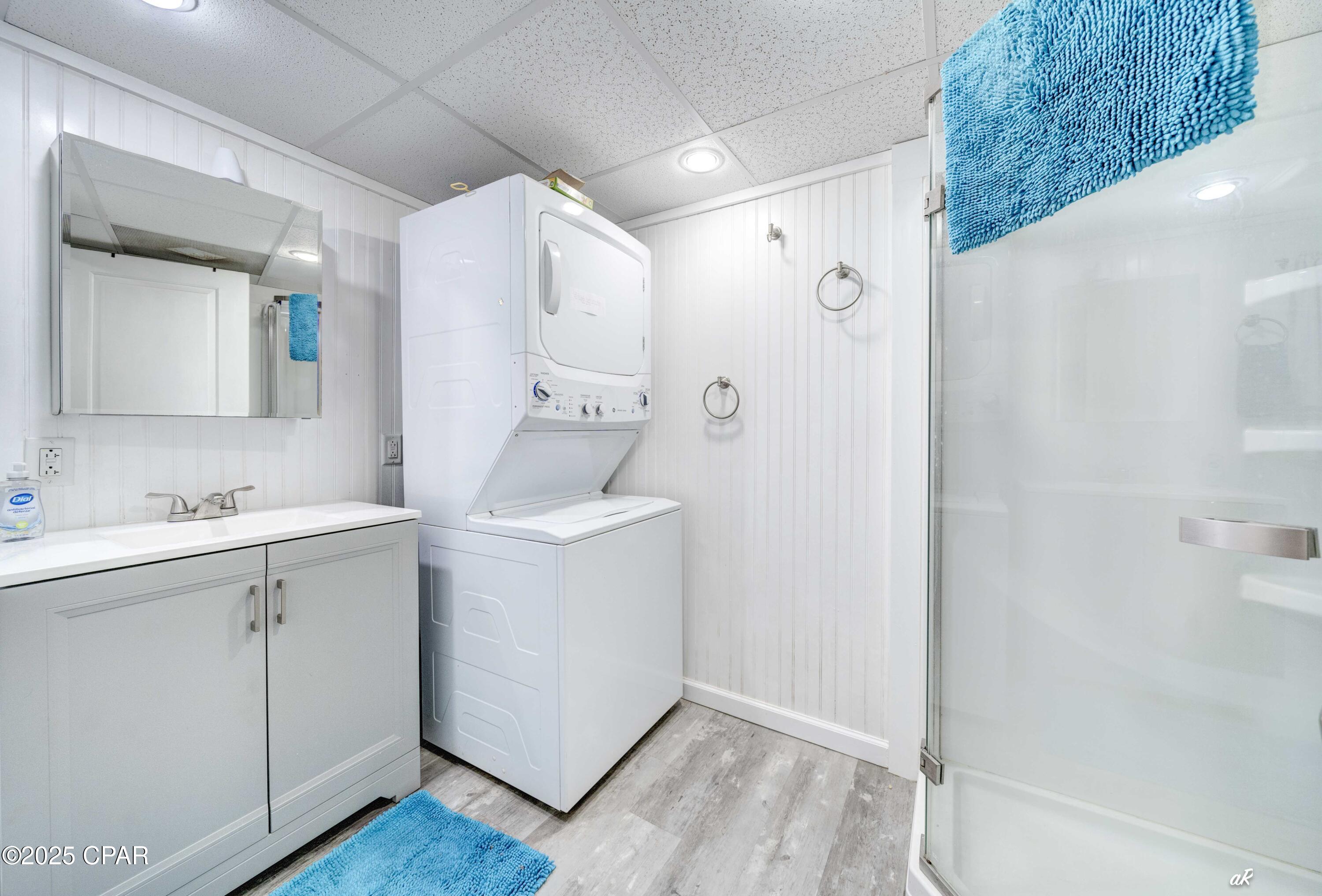 I8qoniiyc86eycoxvczum44ydq4d4e H3xx9jmzlyb8