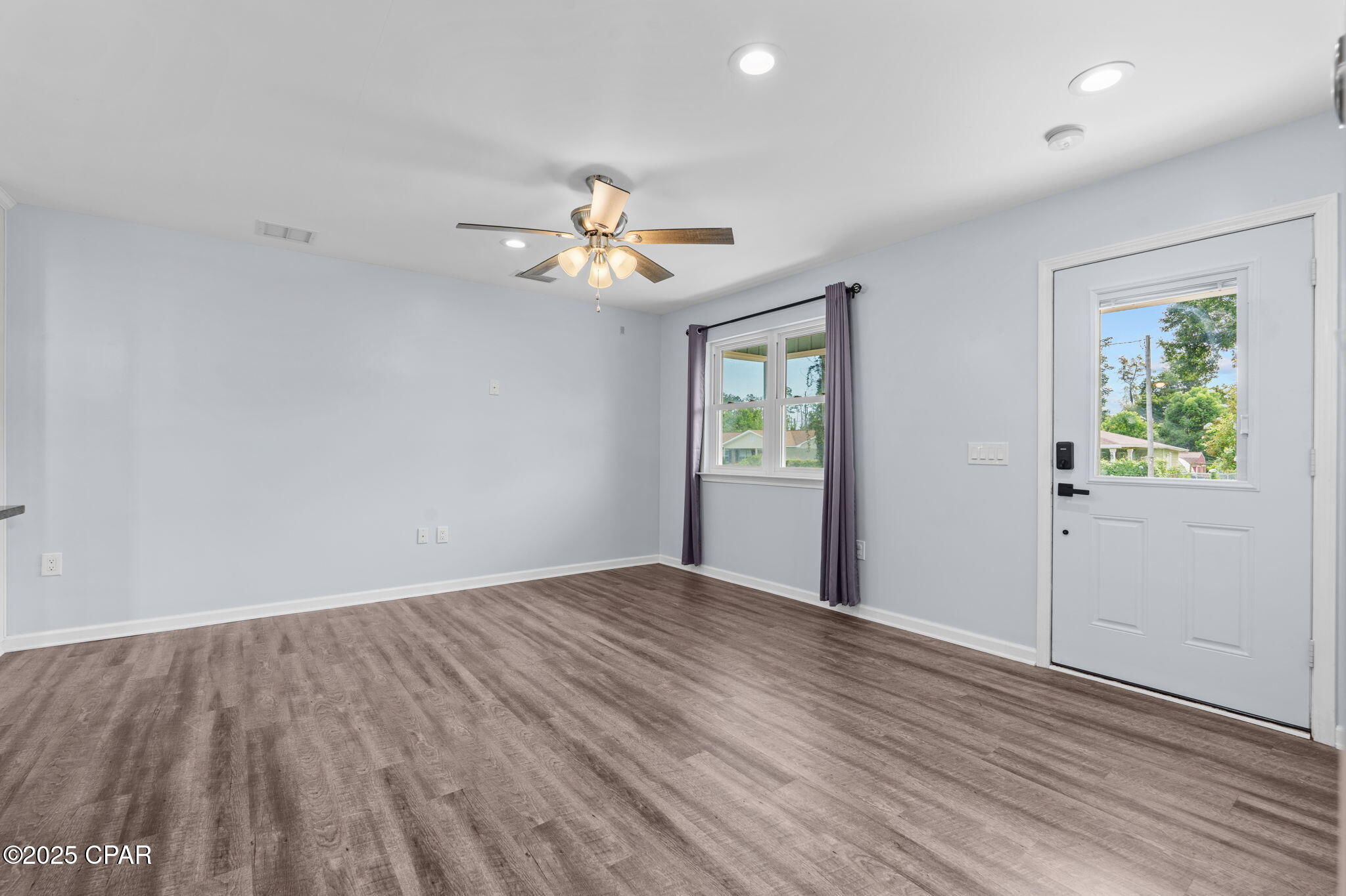 Lznrexja1q67tv5_km3btightvee7868afmc9iwpsn8