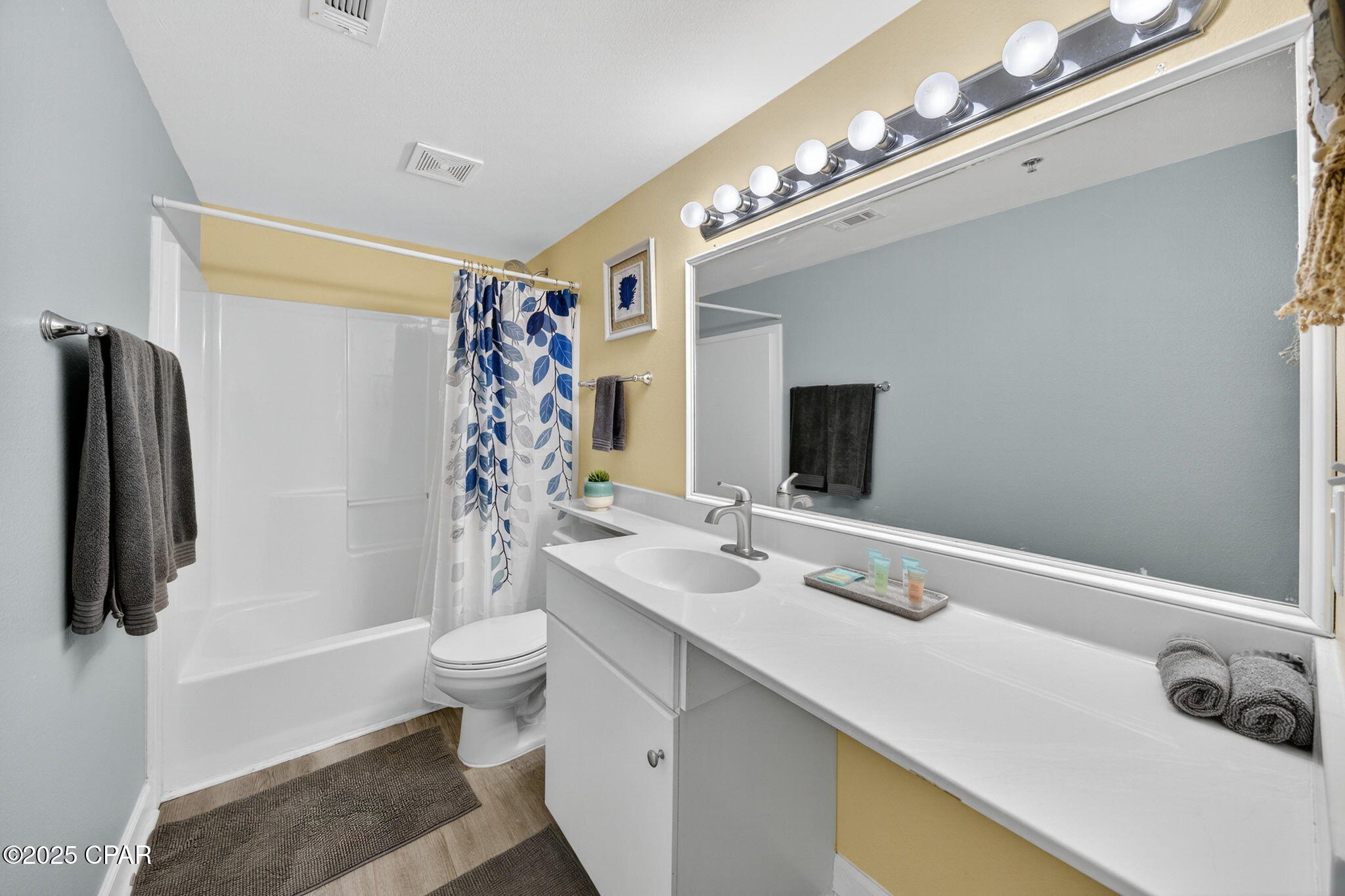 Image 14 For 9900 Thomas Drive 1916